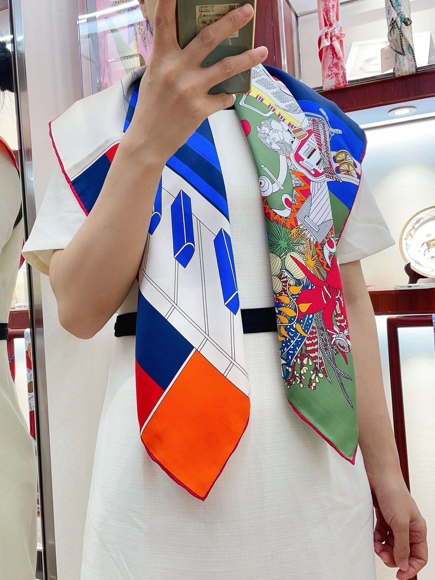 En Studio Scarf 90 CM In Colorful Silk Twill 235406