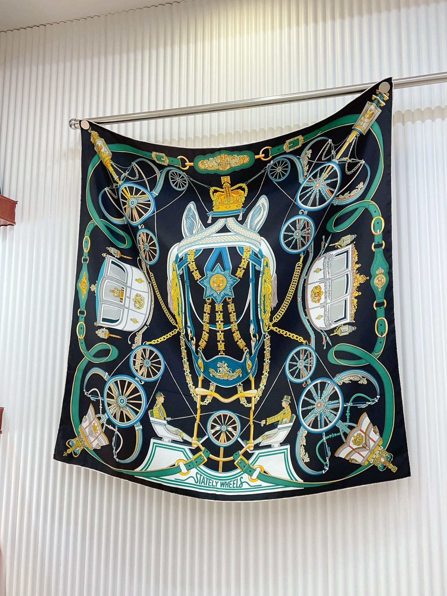 Stately Wheels Scarf 90 CM Black Colorful Silk Twill 312877