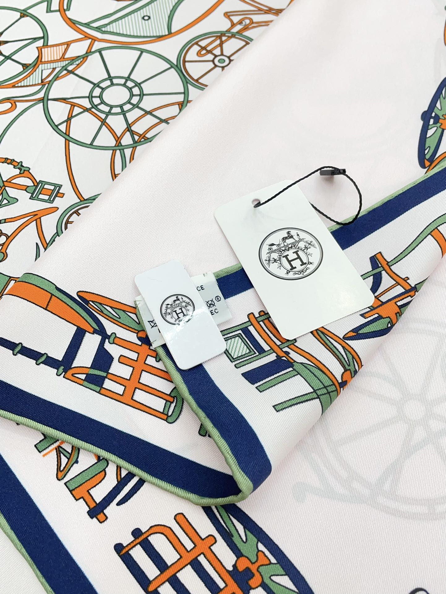 Complication Equestre Scarf 90 CM In White Red Coloful Silk Twill 345900