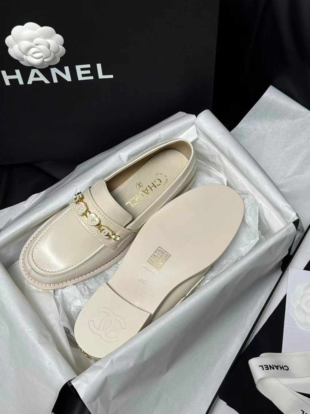 CC Loafers Cream Quilted Calfskin