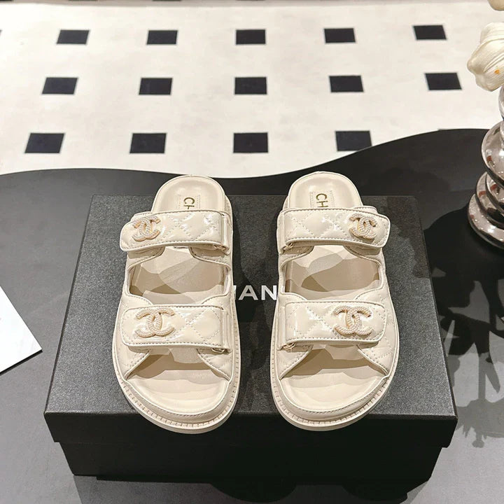 CC 25 Dad Sandal Mule Beige Cream Patent Leather 237577