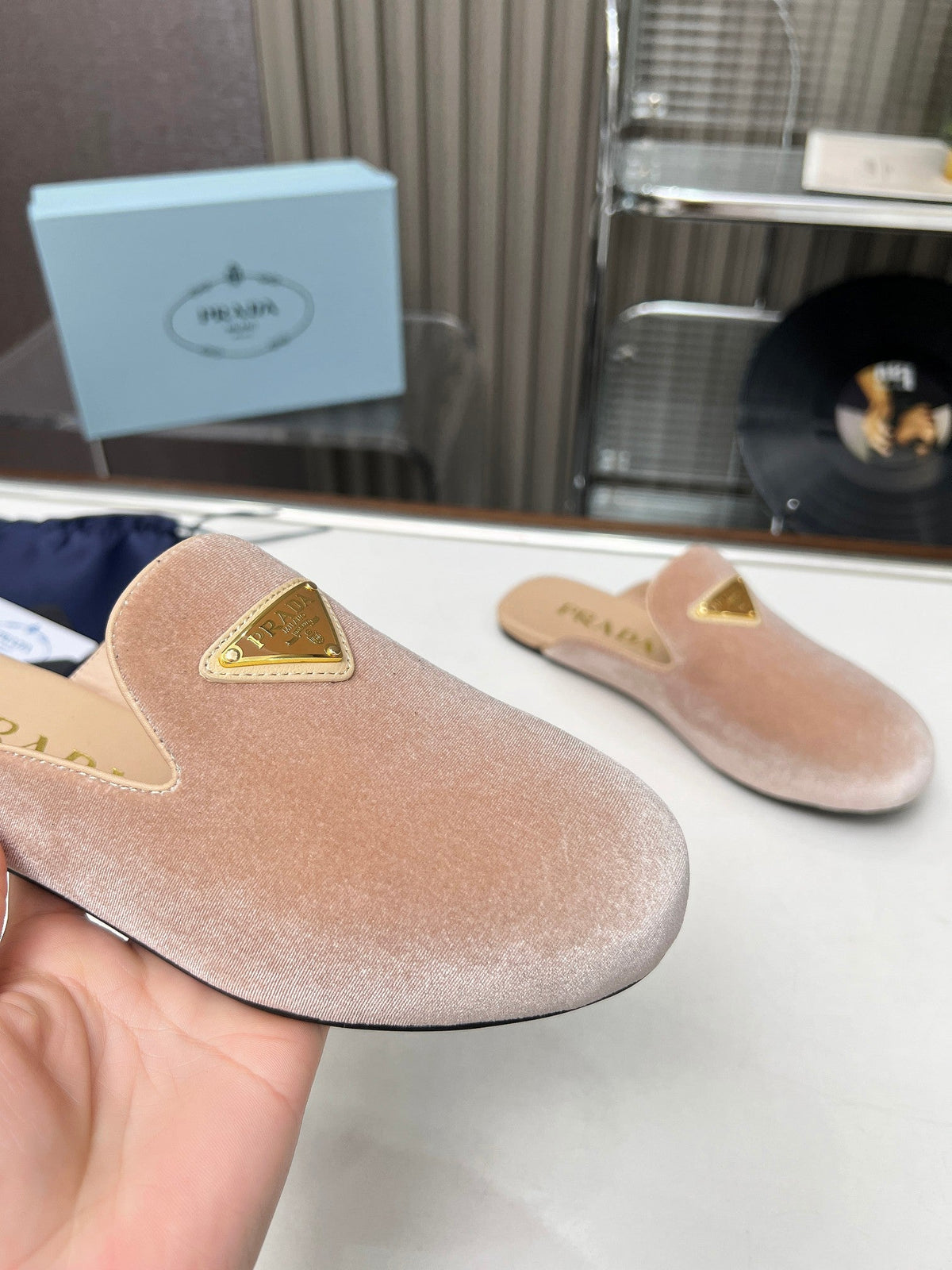 Prada 26s Velvet Mules Beige Velvet 140369