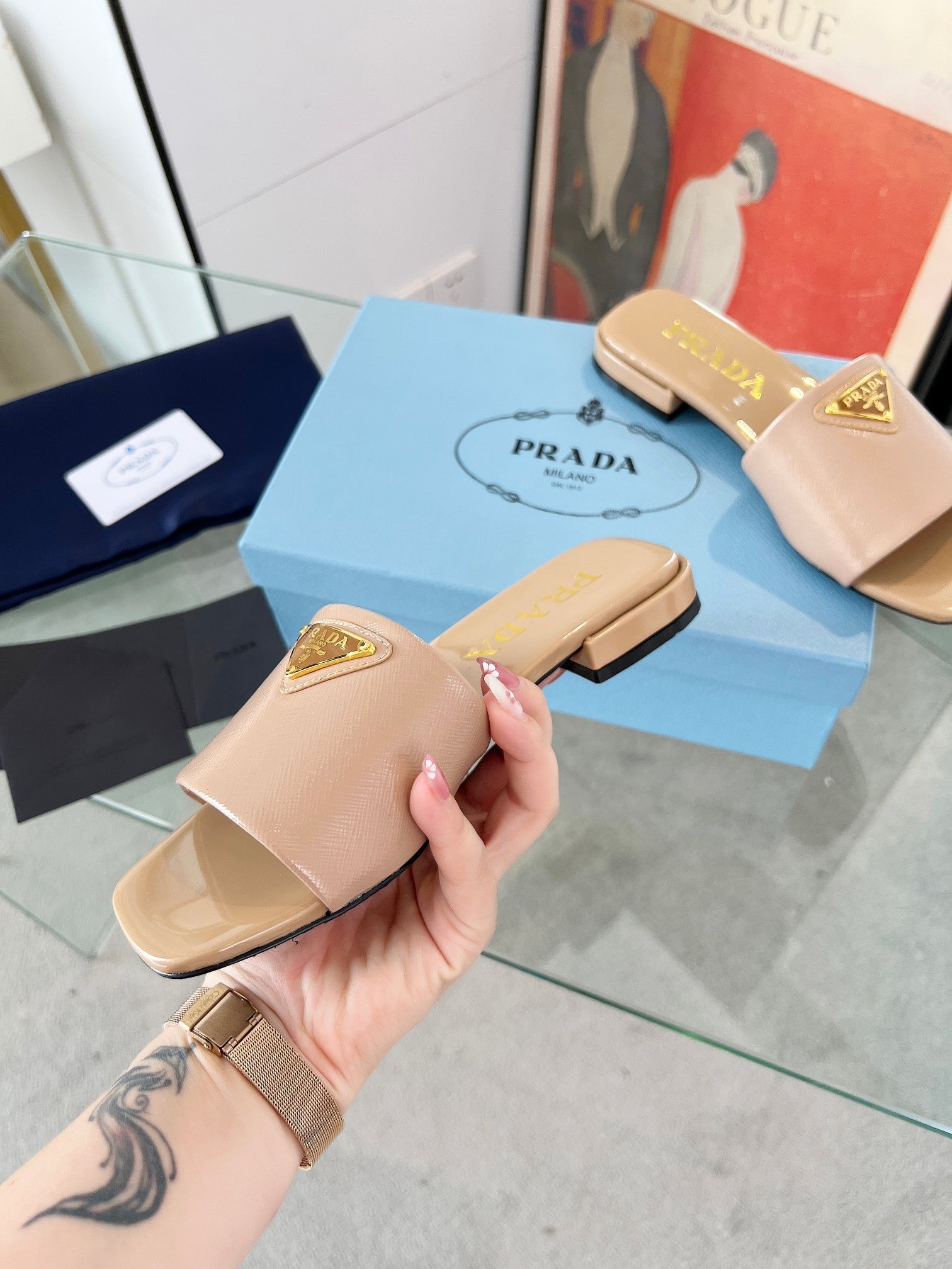 Prada 26s Saffiano Slides 1.5cm Beige Glossy Leather 986622
