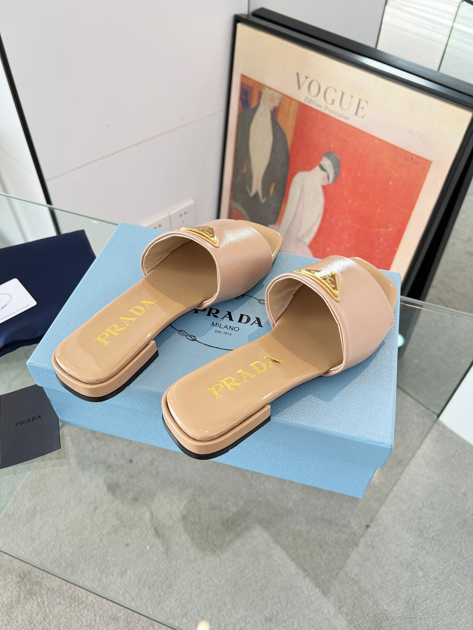 Prada 26s Saffiano Slides 1.5cm Beige Glossy Leather 986622