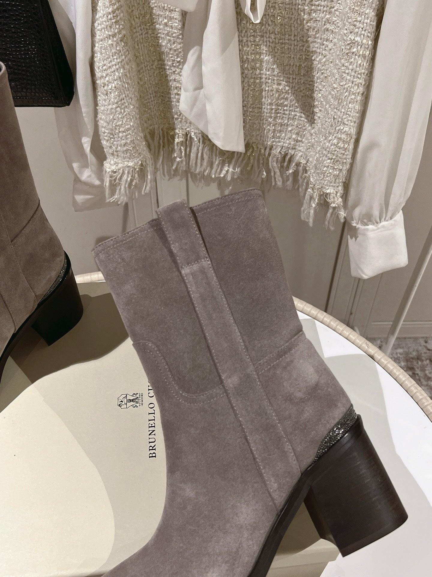 Brunello Chunky Heel Elegant Mid-Calf Boots Taupe Suede 929301