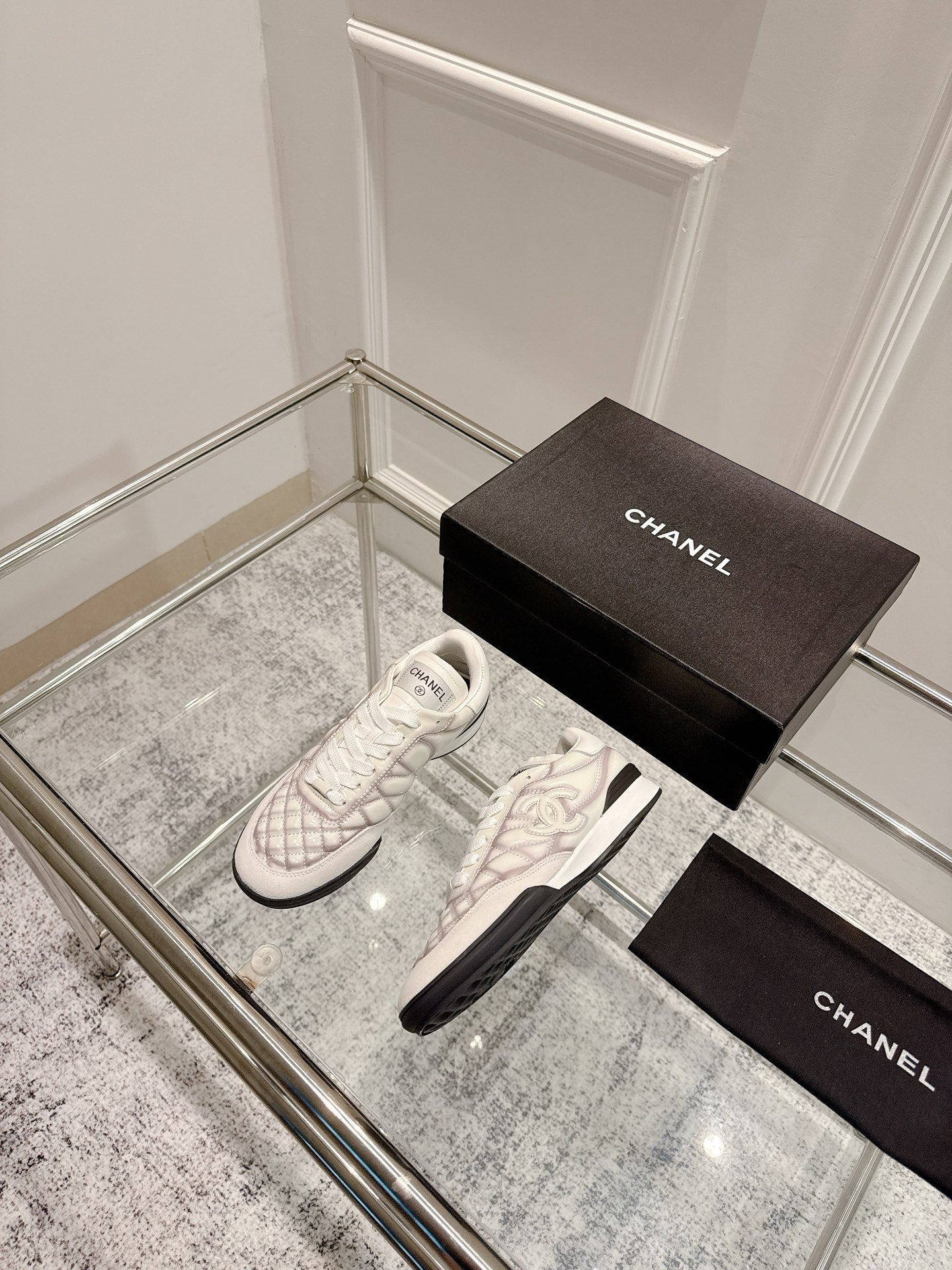 Chanel 25A Sports Shoes White Black Sheepskin 393112