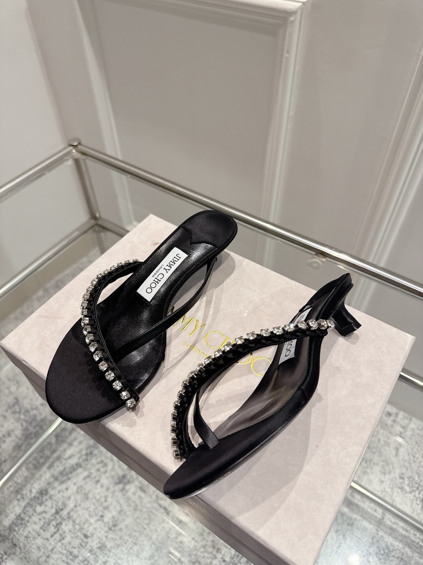 Jimmy Crystal Dila Mules 35mm Black Sheepskin 422440