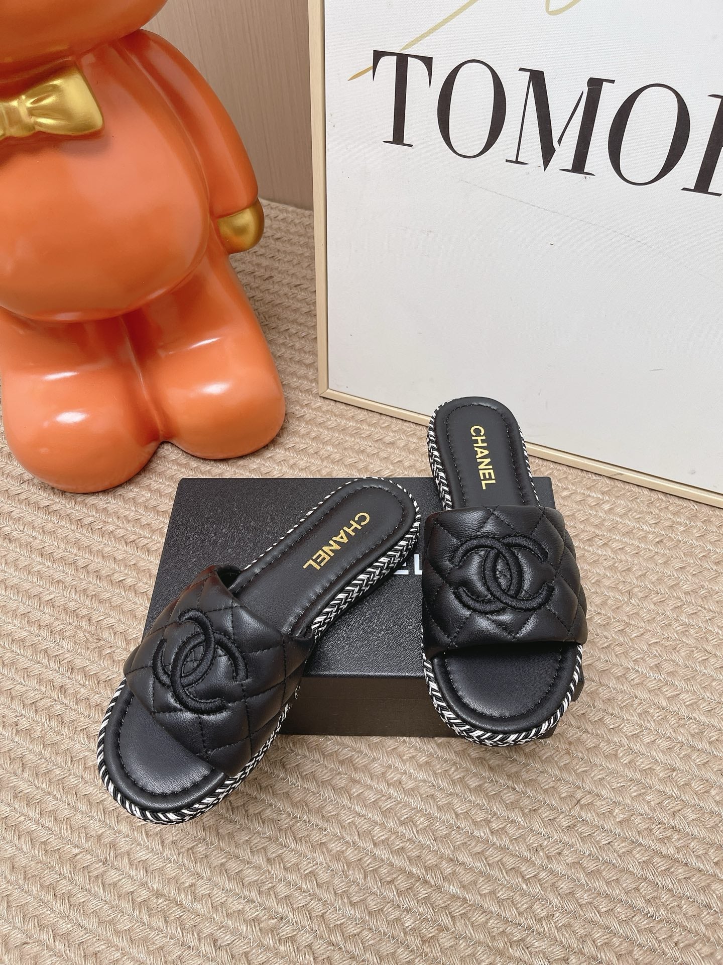 CC 26s Quilted Espadrille Slides Black Leather 950785