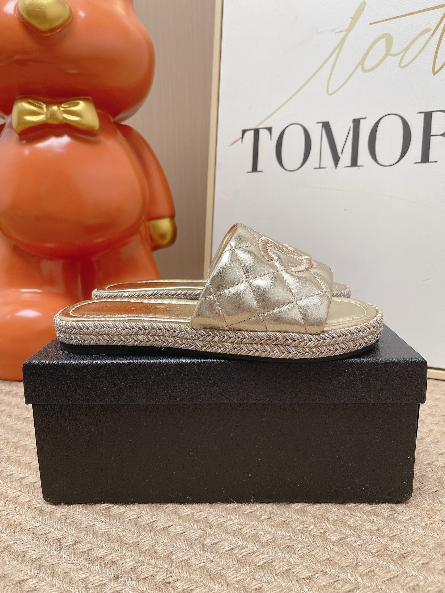 CC 26s Quilted Espadrille Slides Light Gold Mules 950787