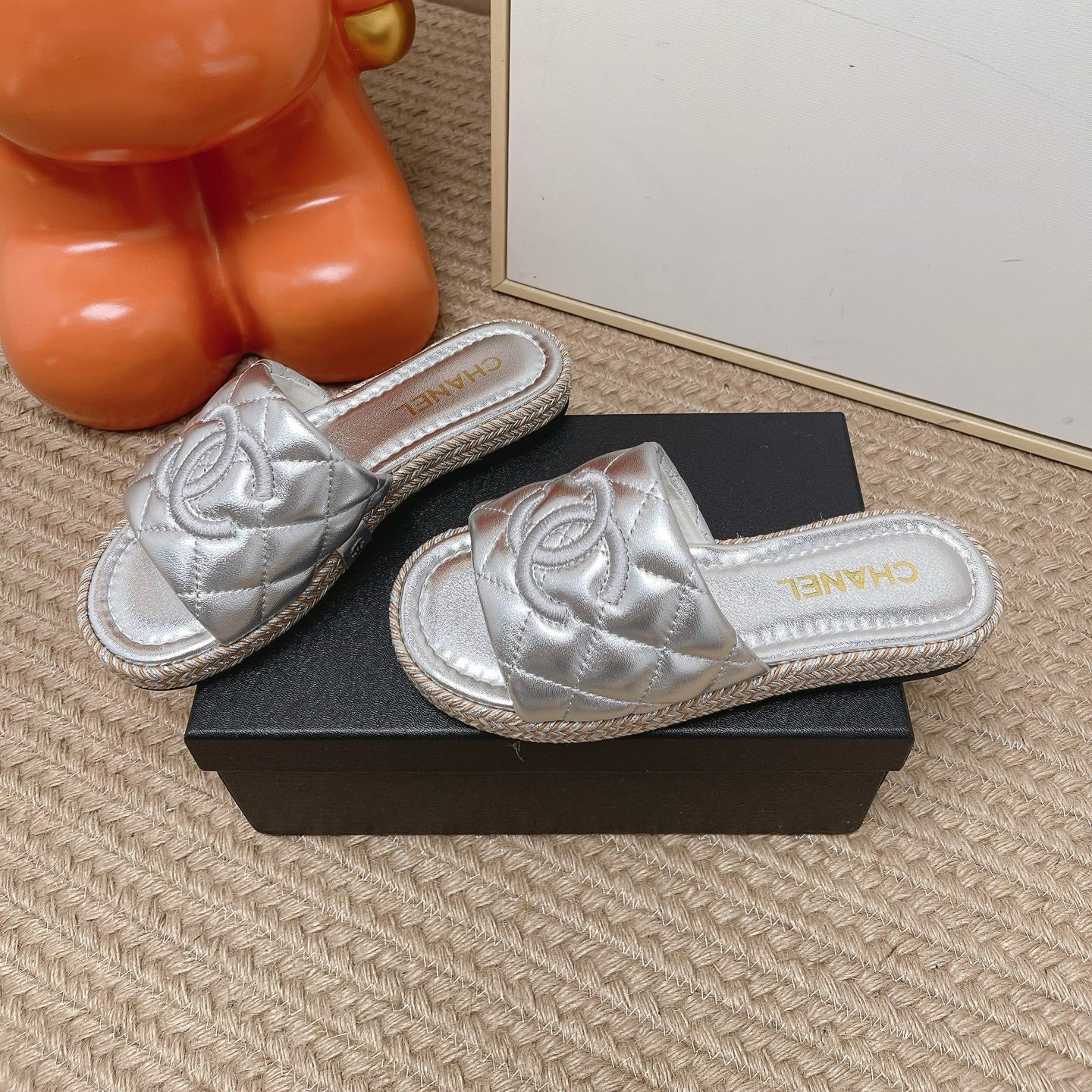 CC 26s Quilted Espadrille Slides Sliver Leather 950788