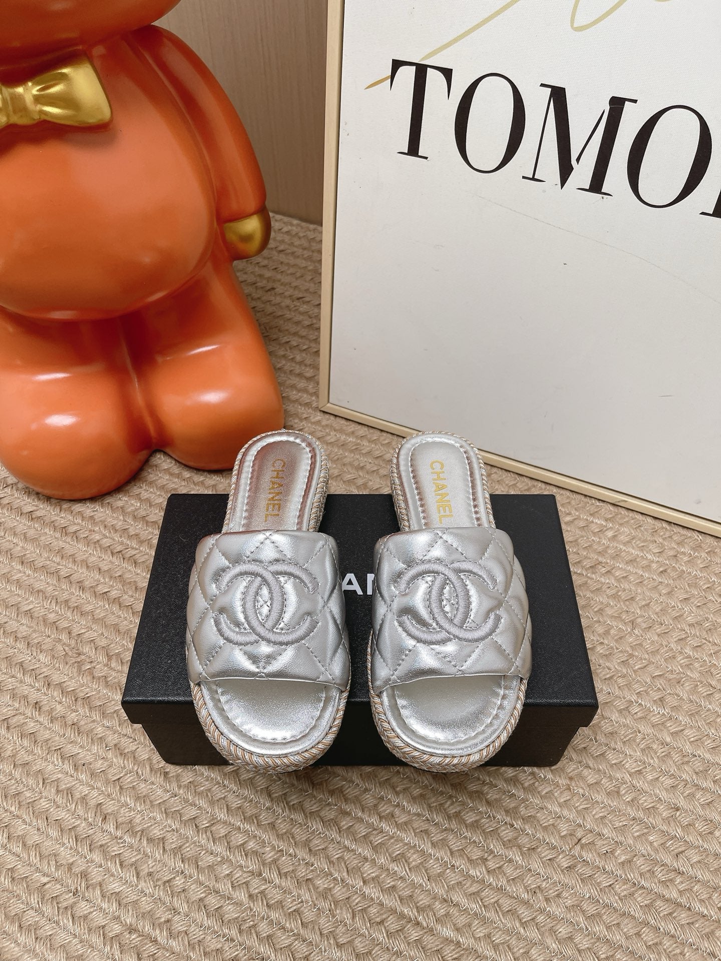 CC 26s Quilted Espadrille Slides Sliver Leather 950788