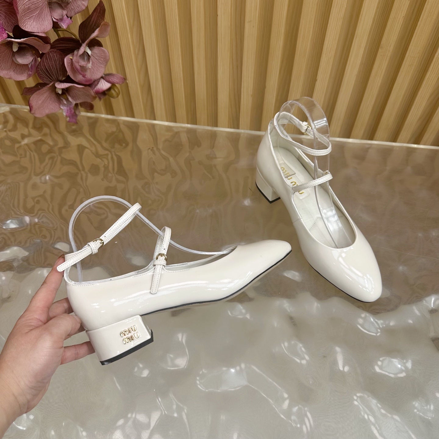 Miu Slingback Pumps With Straps White Patent Leather 498171