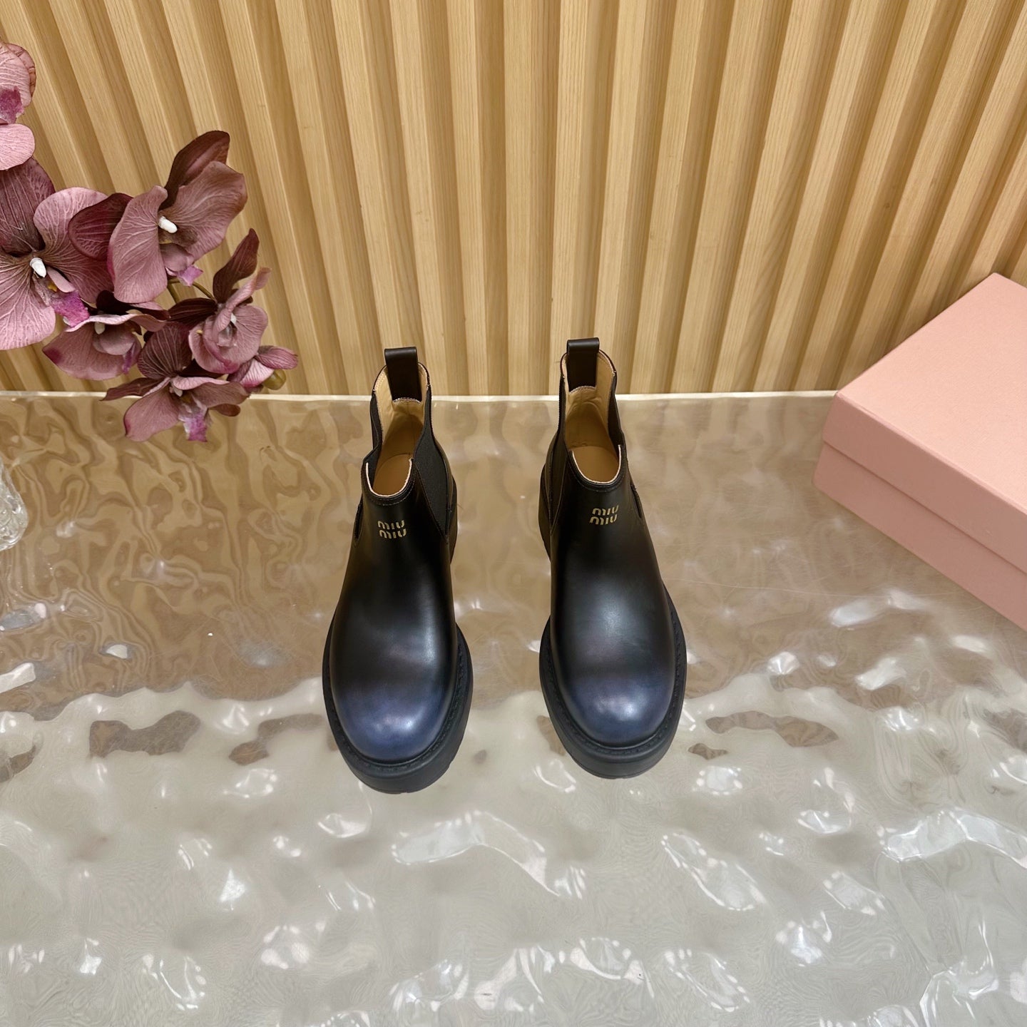 Miu Platform Chelsea Boots Black Leather 498177