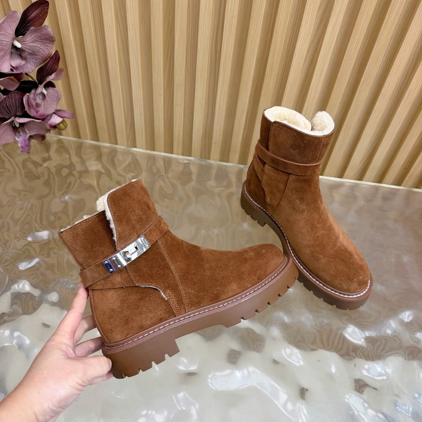 HM Jeff Ankle Boots Brown Suede Shearling 537935