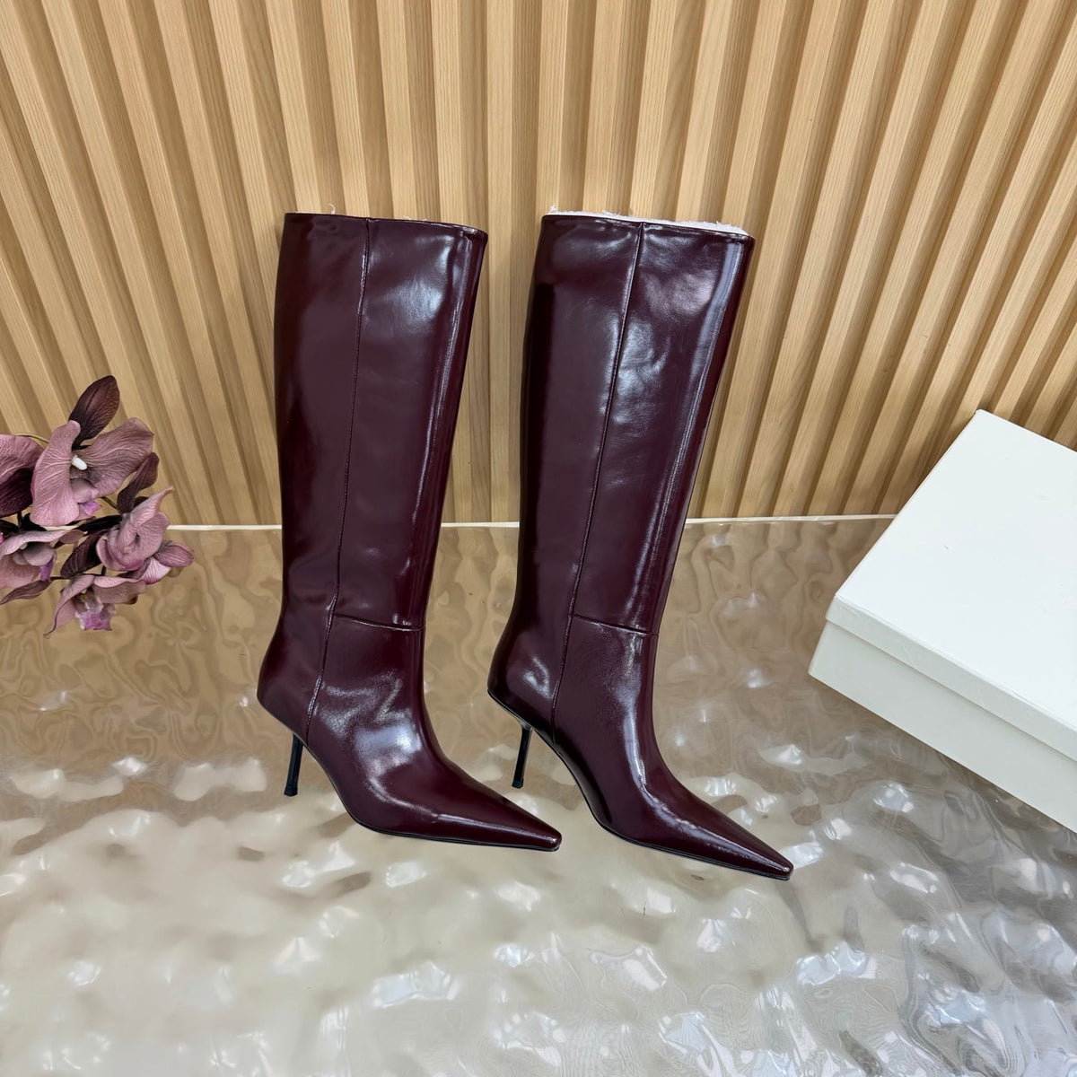 YSL 26s Pointed Toe Knee High Boots 8cm Burgundy Patent Leather 122774