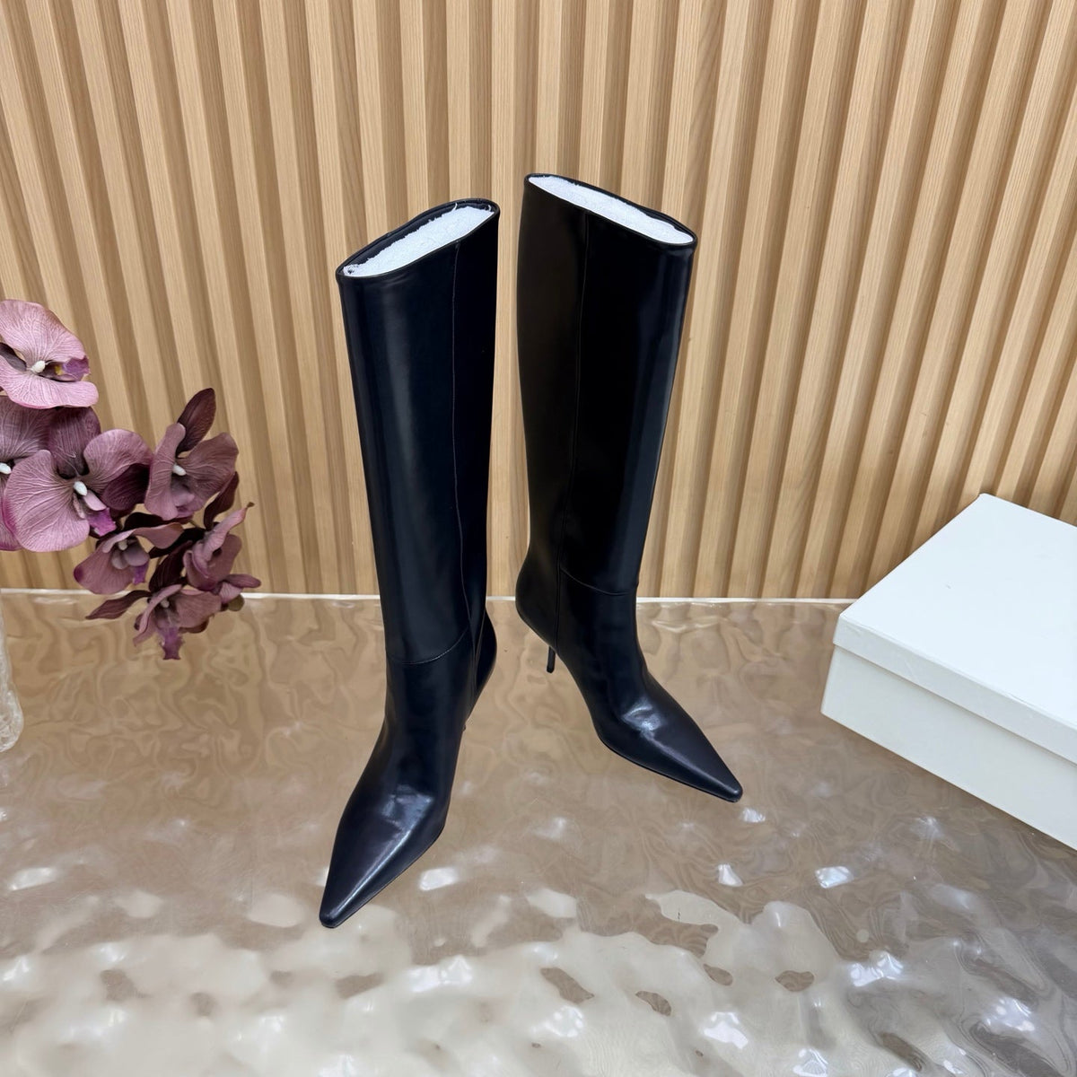 YSL 26s Pointed Toe Knee High Boots 8cm Black Leather 122776