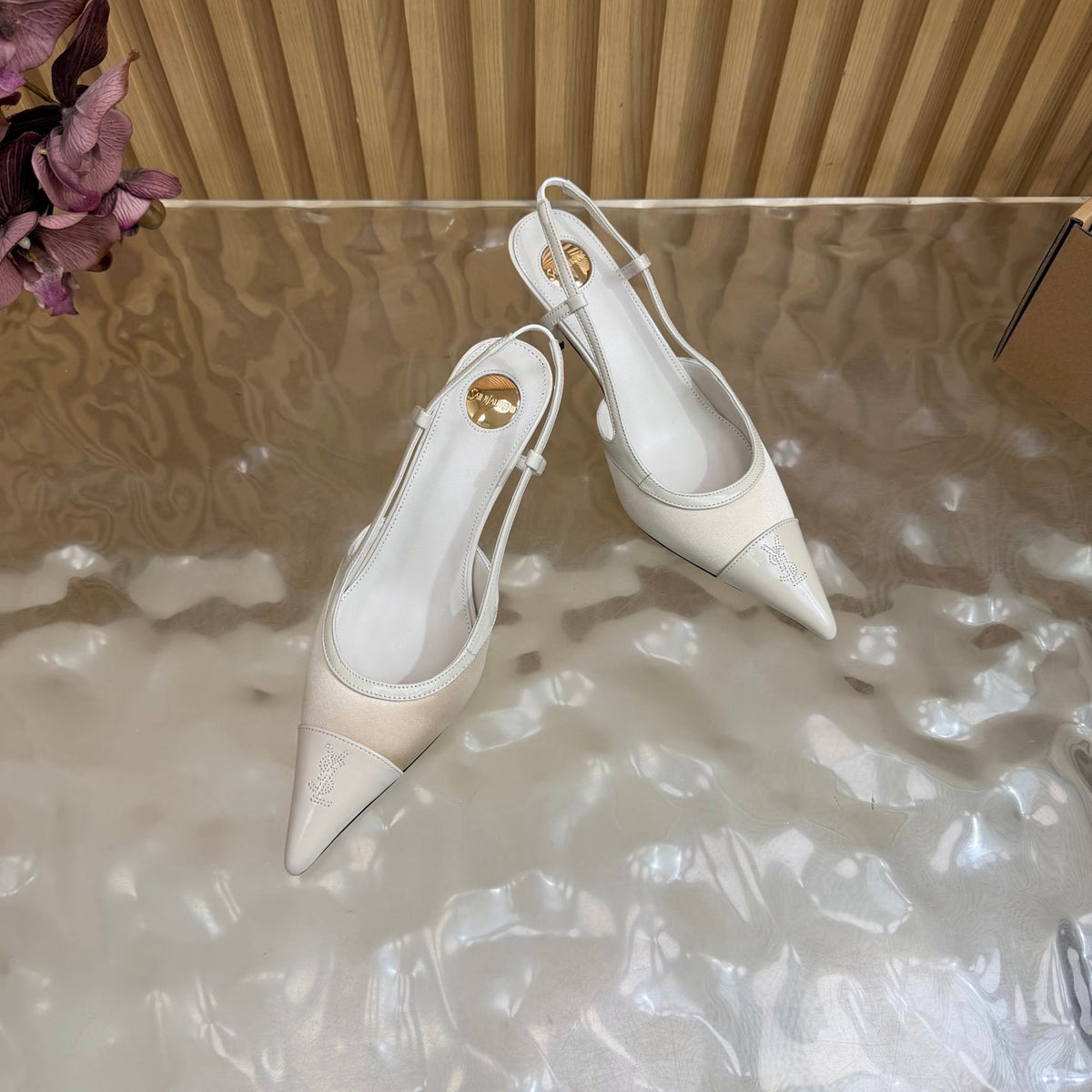 YSL 26s Pointed Toe Slingbacks 7.5cm White Satin Patent 115302