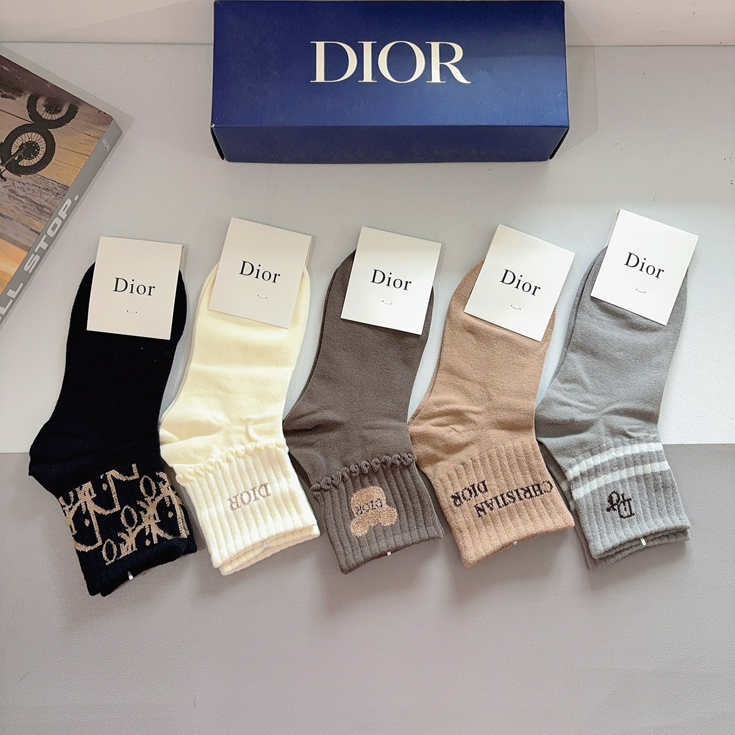 Mid-Calf Socks 152299 (1 BOX)