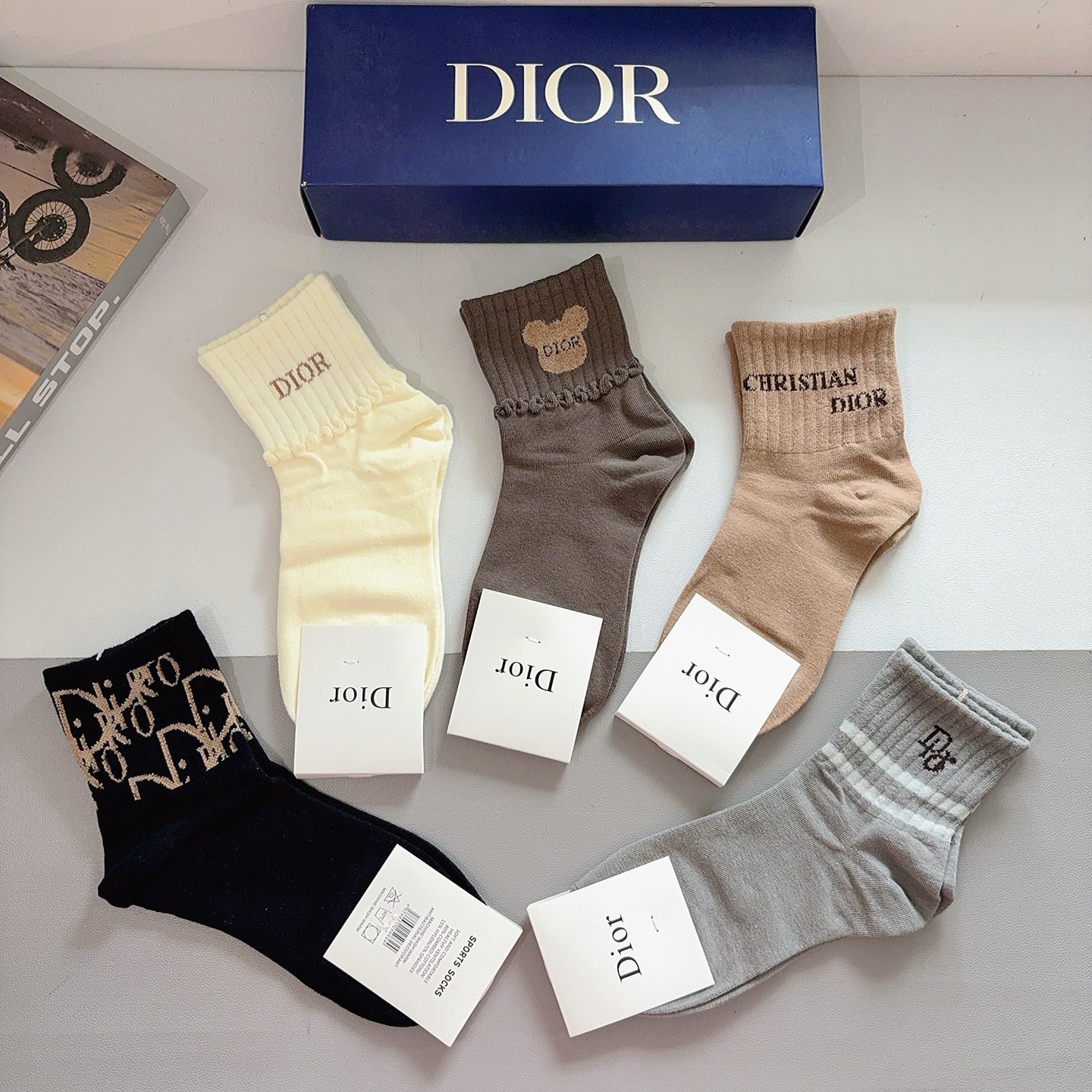 Mid-Calf Socks 152299 (1 BOX)