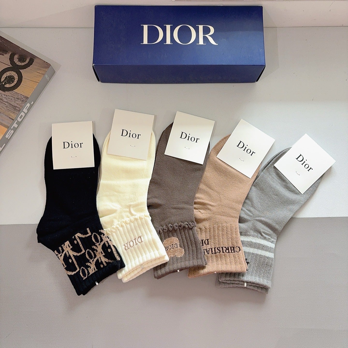 Mid-Calf Socks 152299 (1 BOX)