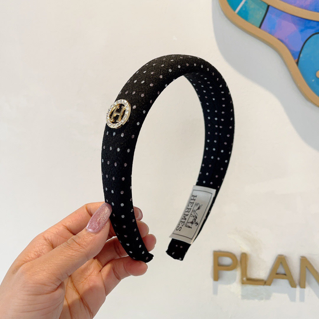 HM 26s Headband 210117