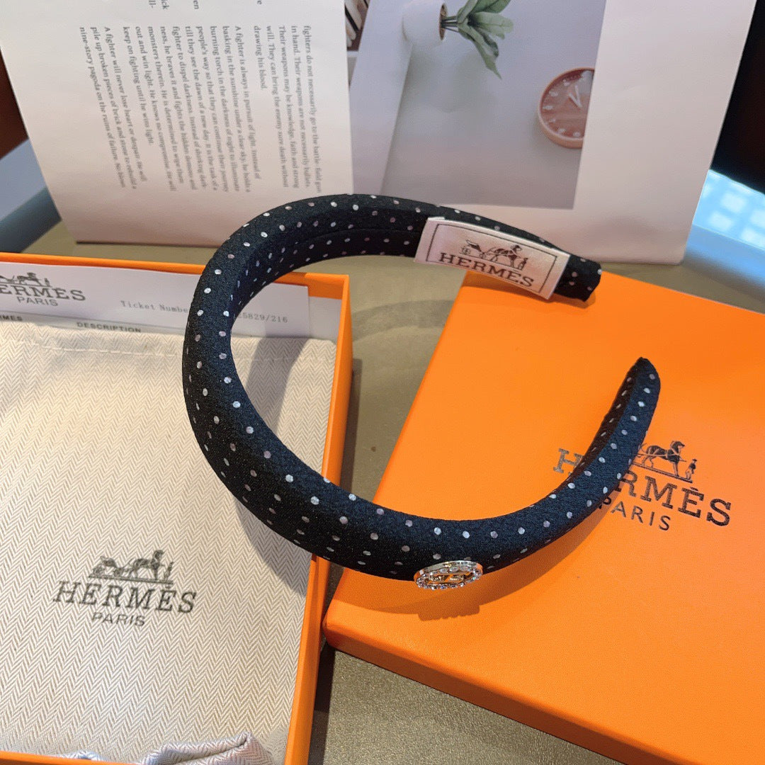 HM 26s Headband 210117