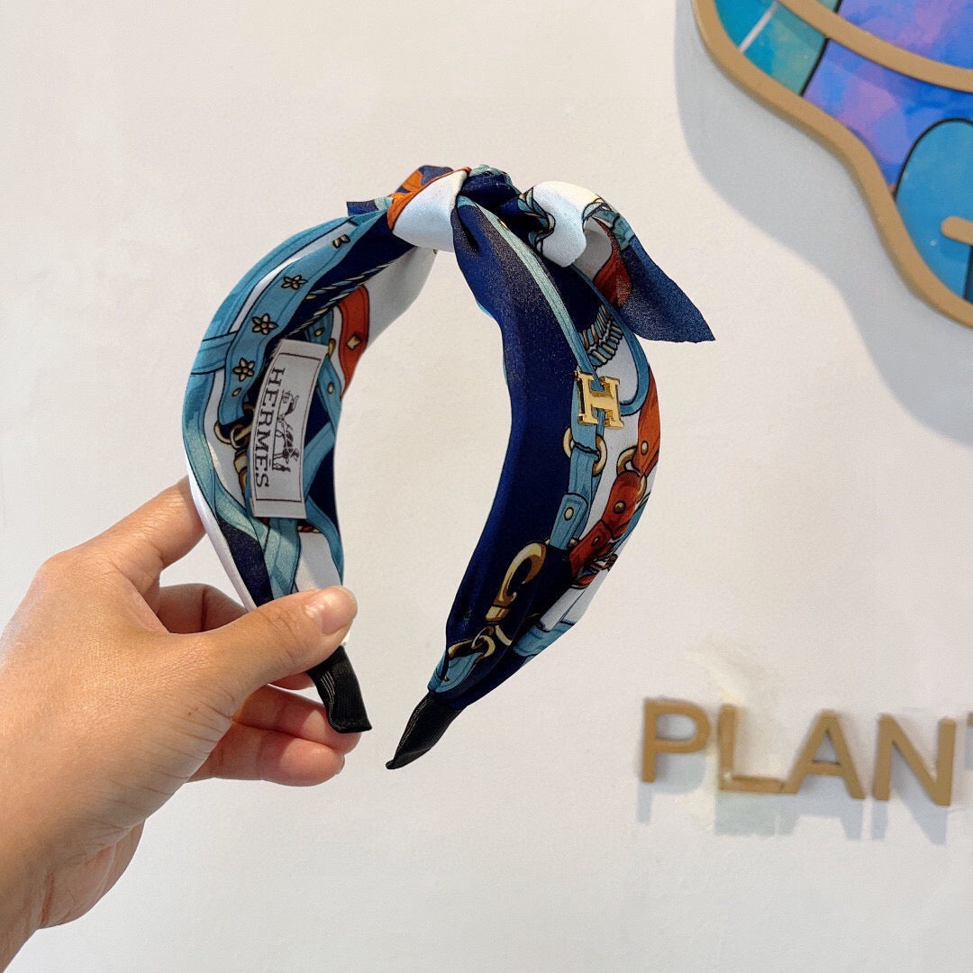 HM 26s Headband 210125