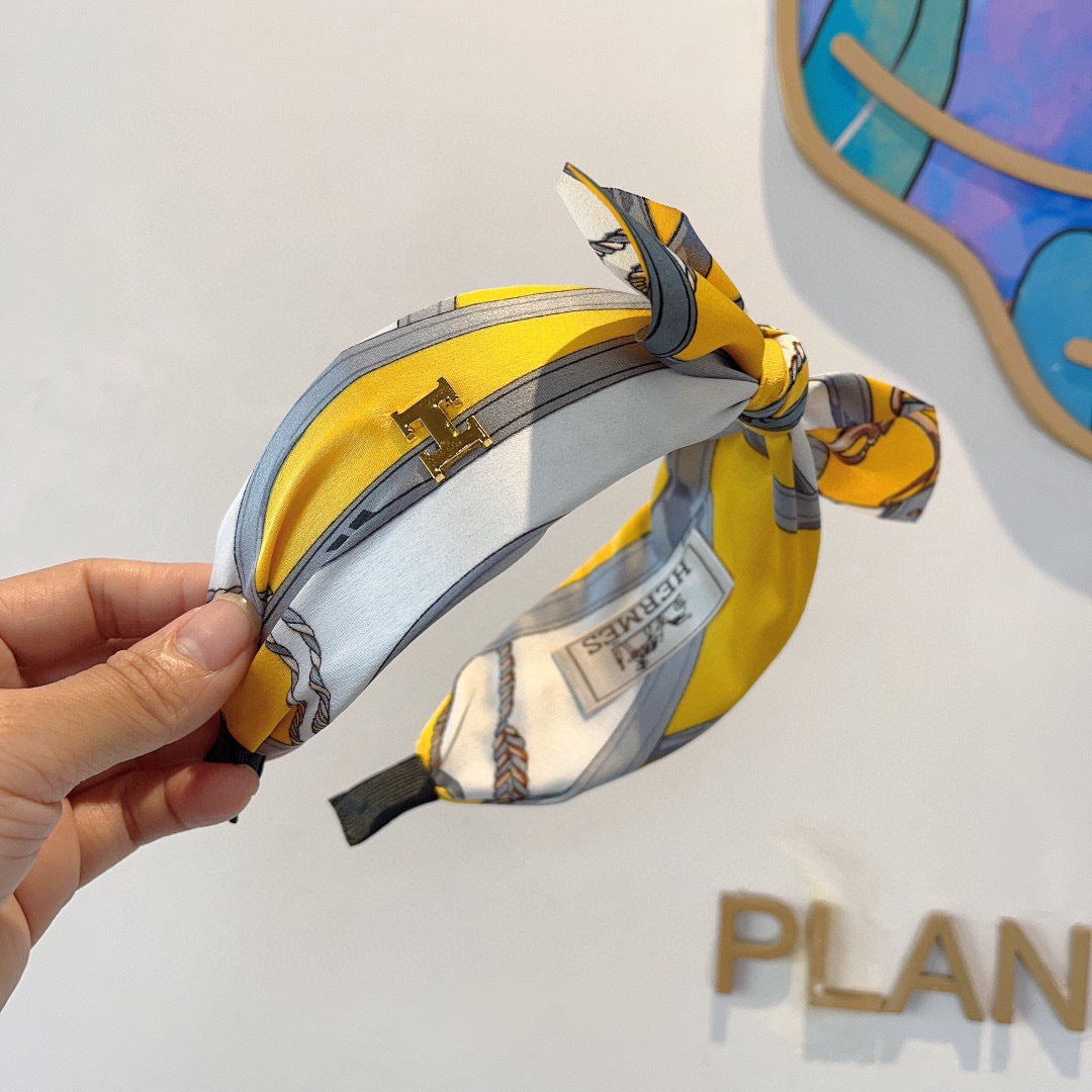 HM 26s Headband 210126