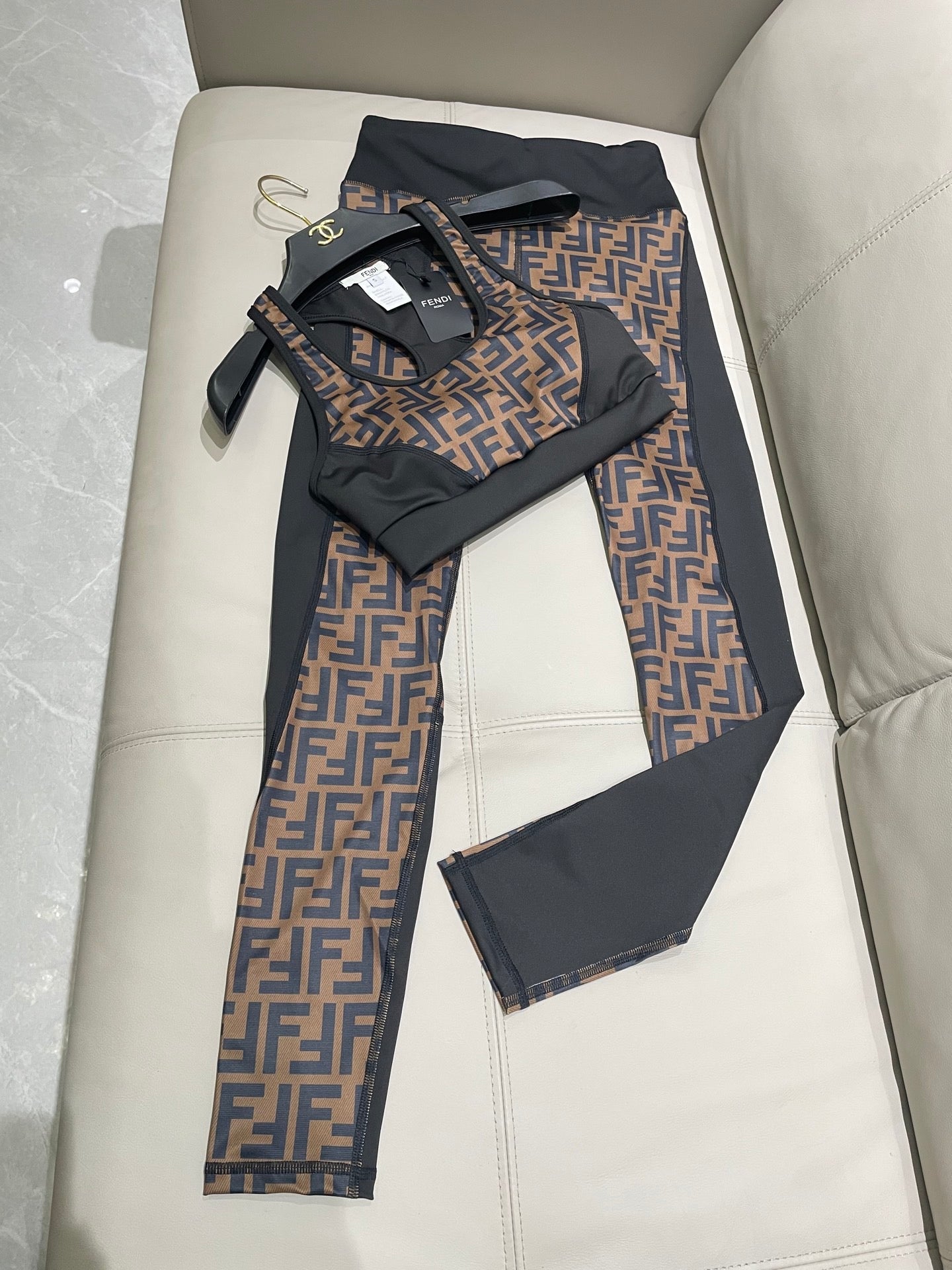 Fendi Yoga Set White Black 198909