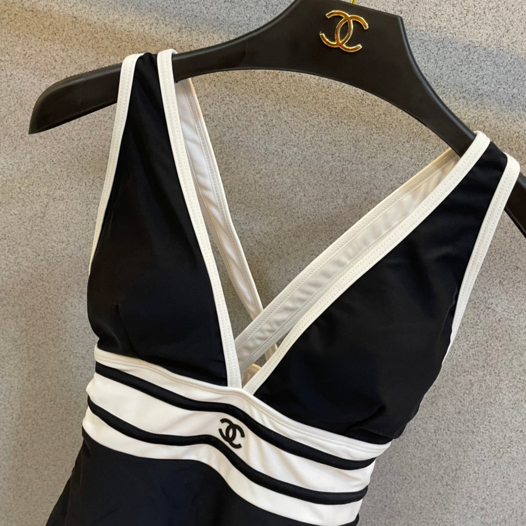 CC One-Piece Bikini Black White 201831