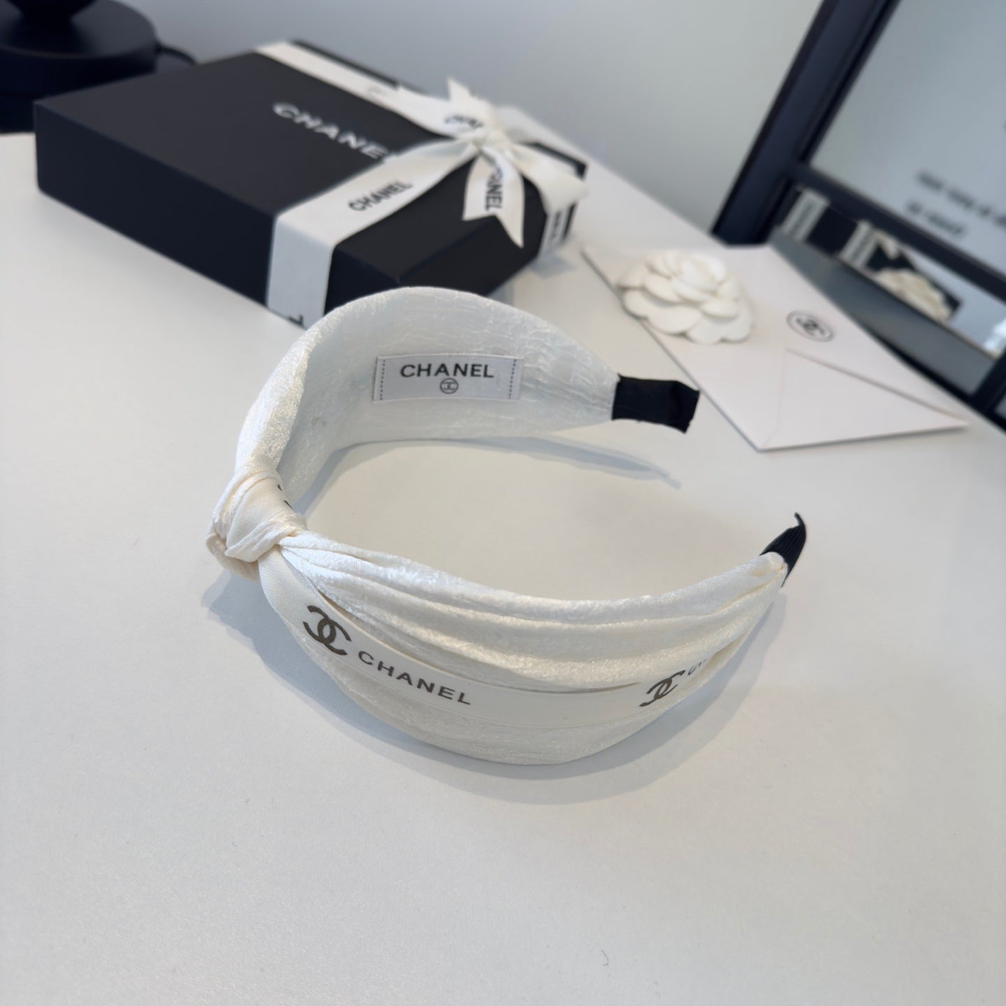 CC 26s Hairband 338999