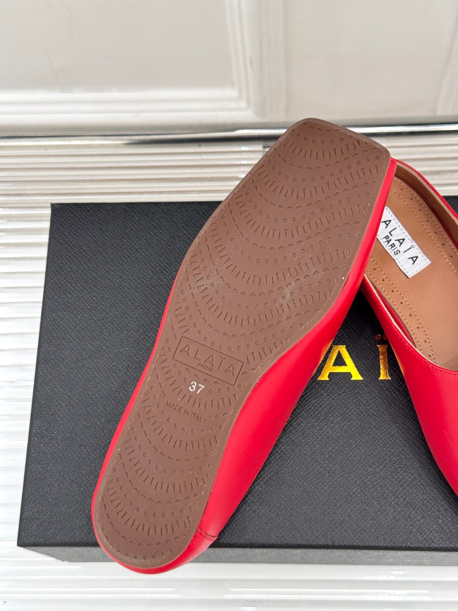 Alaia Slipper Red Calfskin 293196