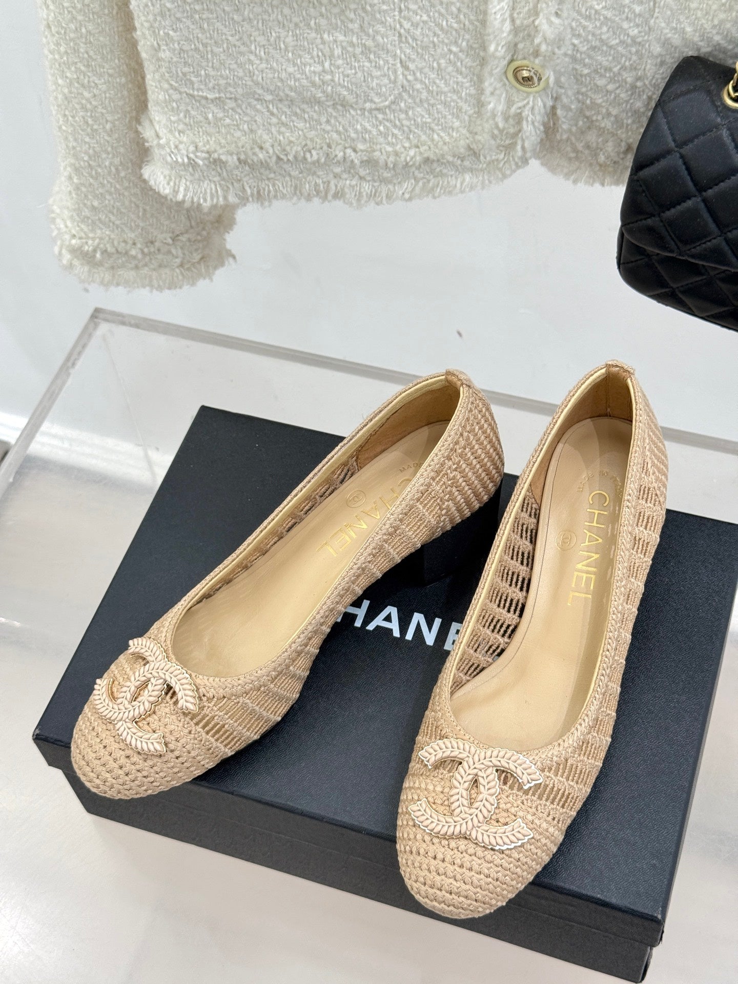 CC 25P Hollow Double C Ballet Flats 50mm Beige Raffia 265638