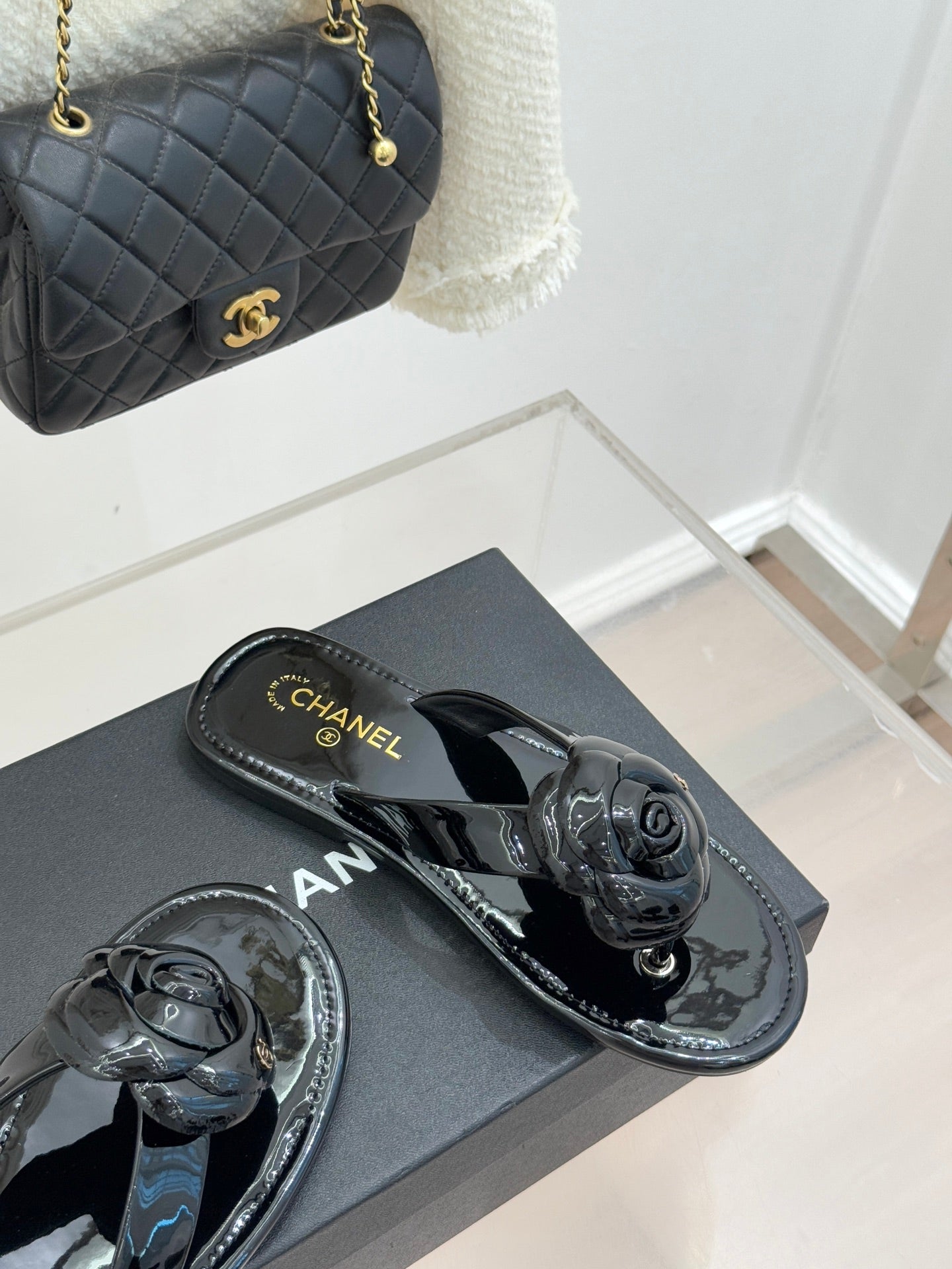 CC 26C Early Spring Camellia Slide Black Patent Leather