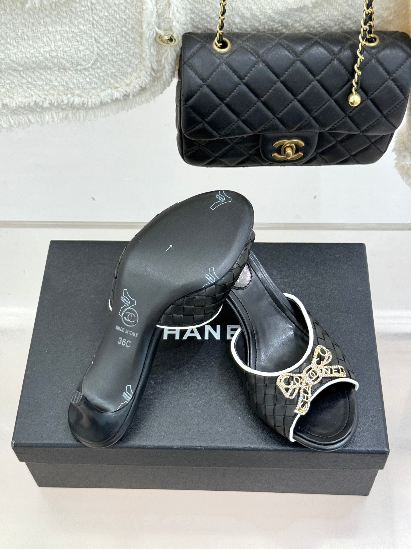CC Classic Rhinestone Bow Kitty Slippers Black Sheepskin 643090