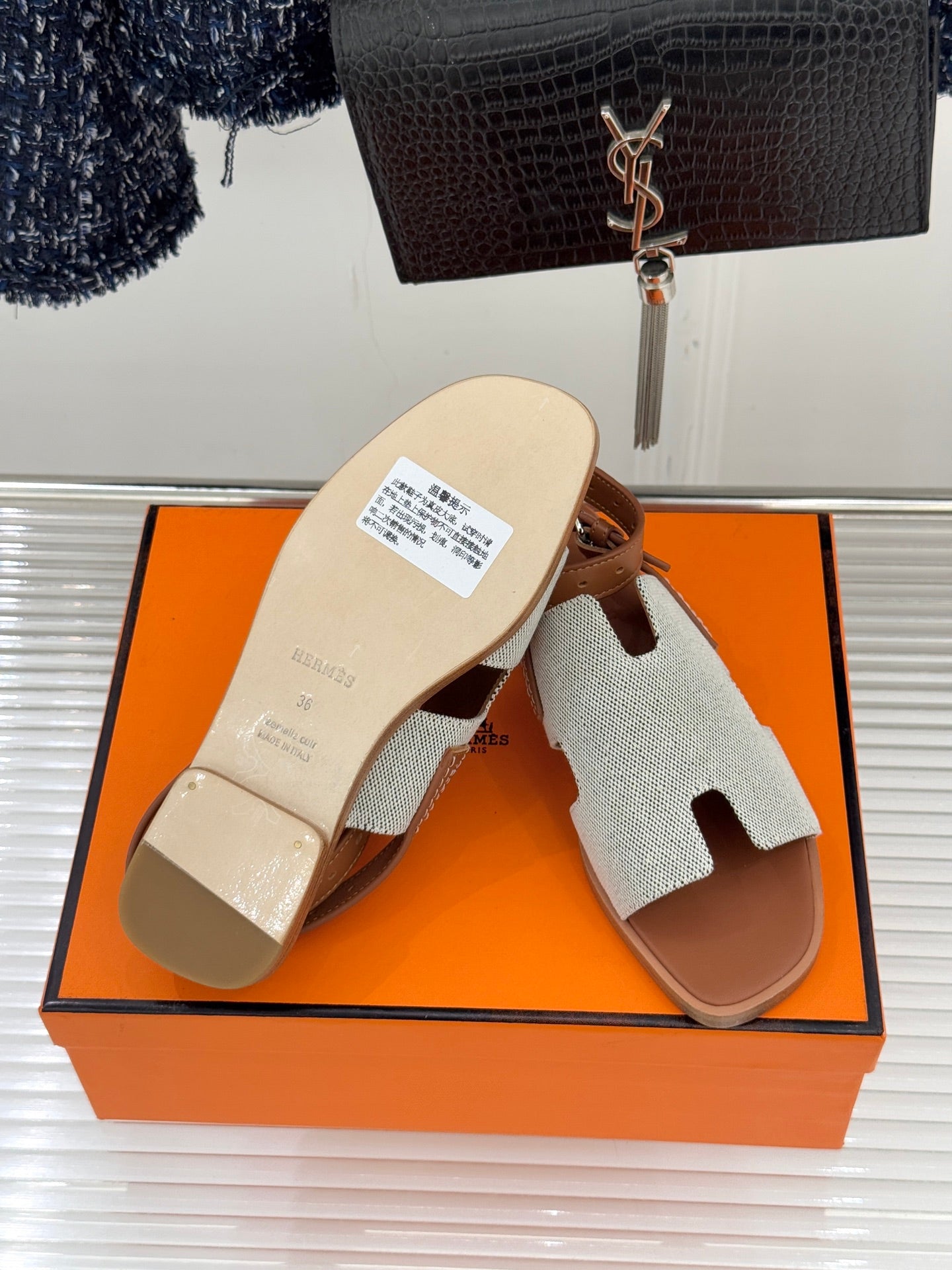 HM Maya Sandal Brown White Leather Canvas 642790