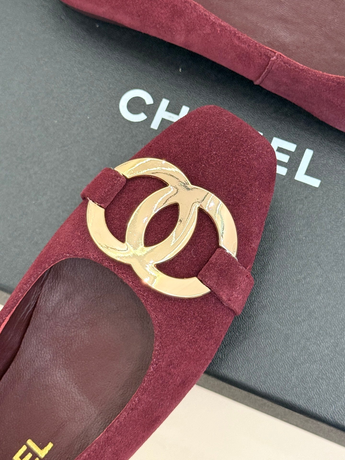 CC 26s Buckle Square Toe Ballet Flat Burgundy Suede 829733