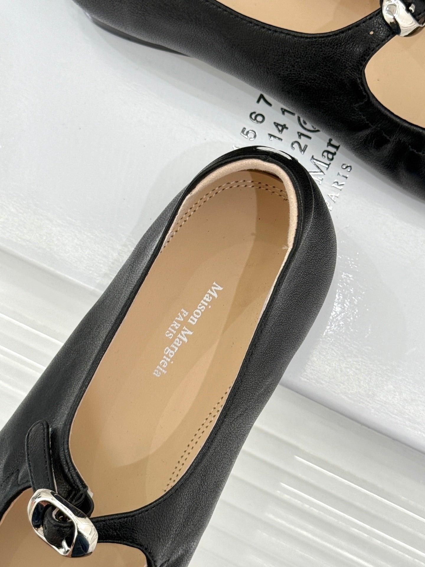 MM6 26s Tabi Mary Jane Ballerina Flats Black Leather 991570