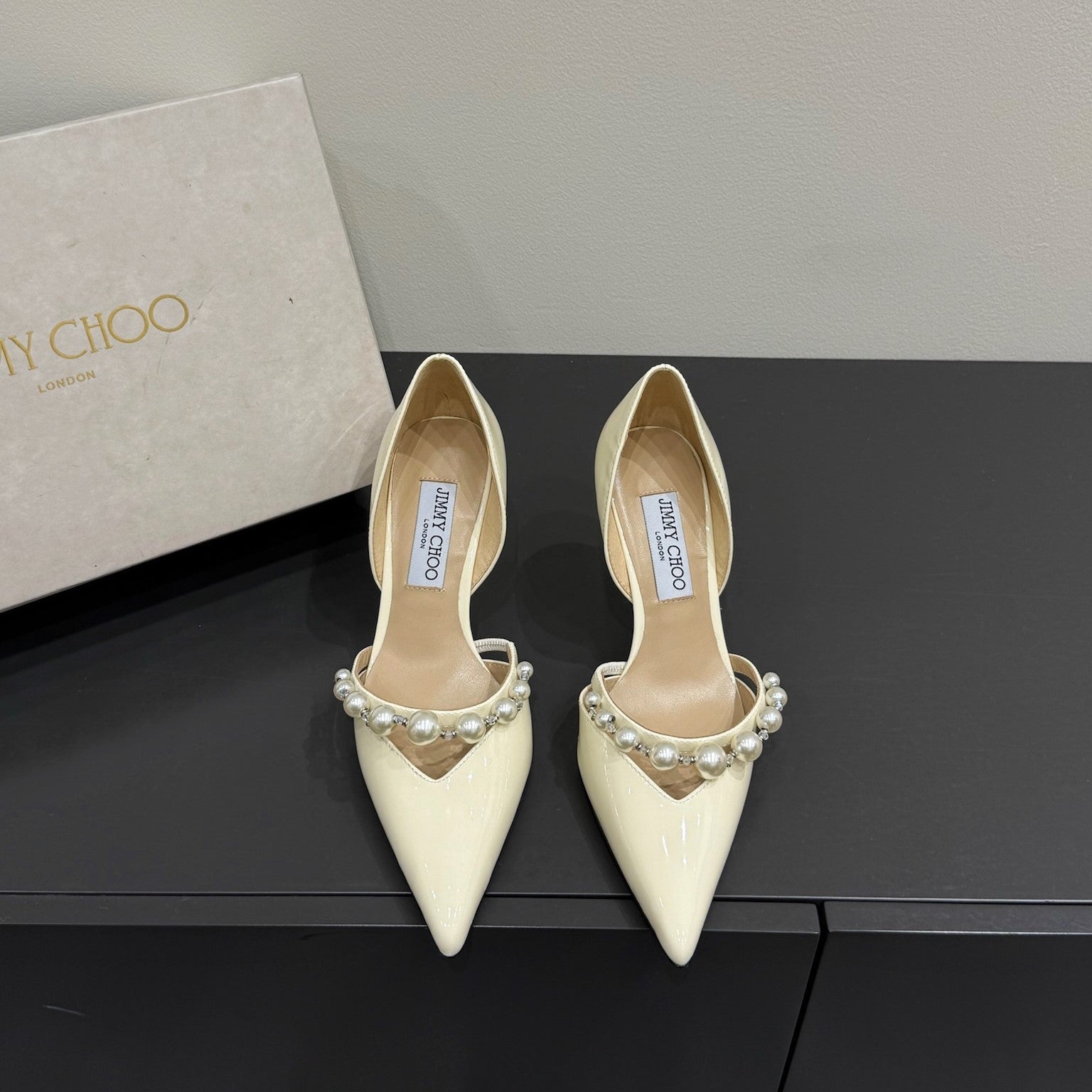 Jimmy Aureli Pearl-embellished Pumps 65mm White Patent Leather 420137