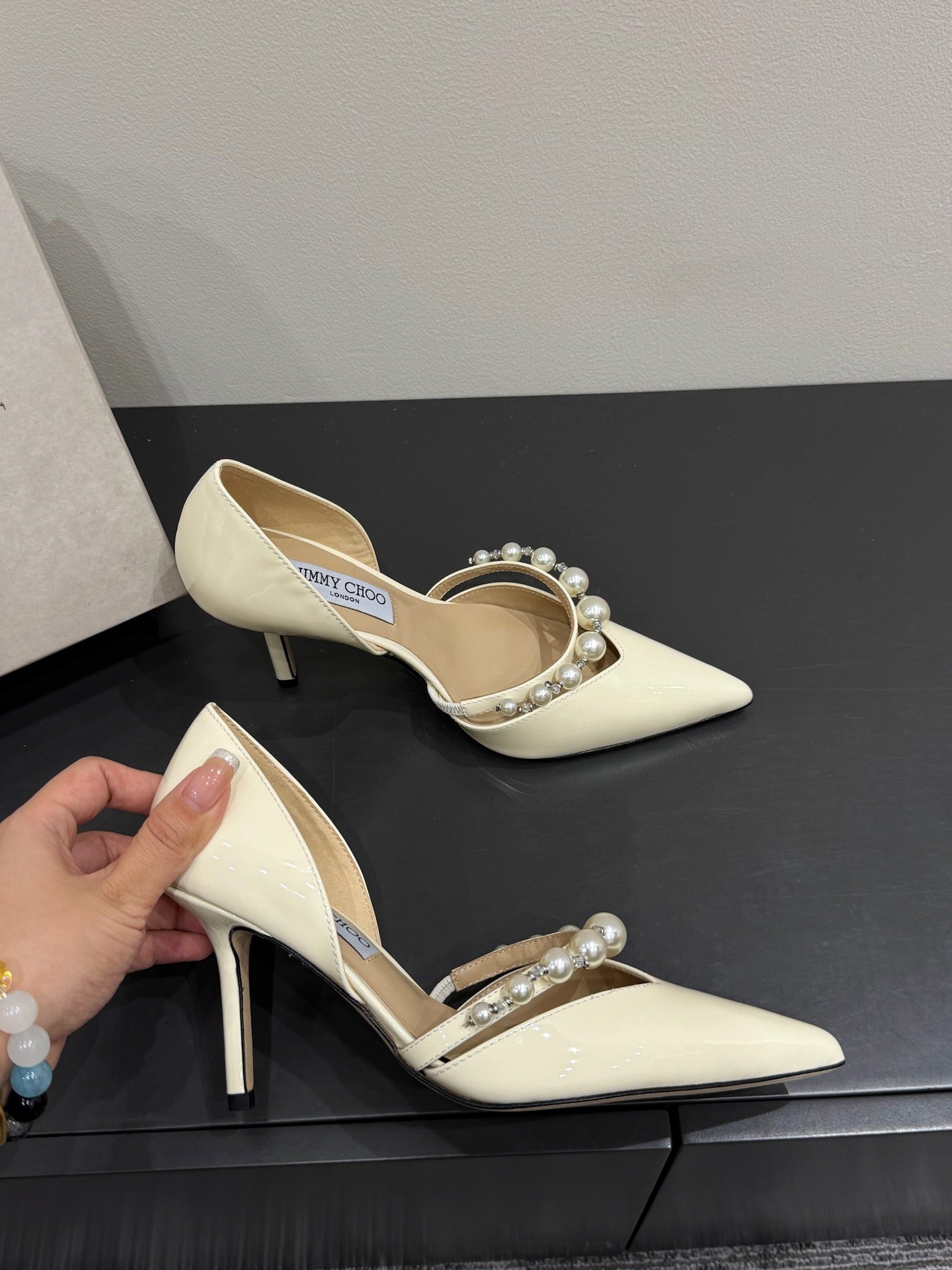 Jimmy Aureli Pearl-embellished Pumps 65mm White Patent Leather 420137