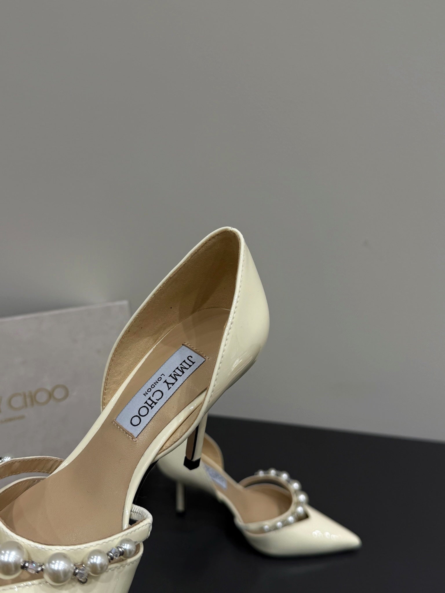 Jimmy Aureli Pearl-embellished Pumps 65mm White Patent Leather 420137
