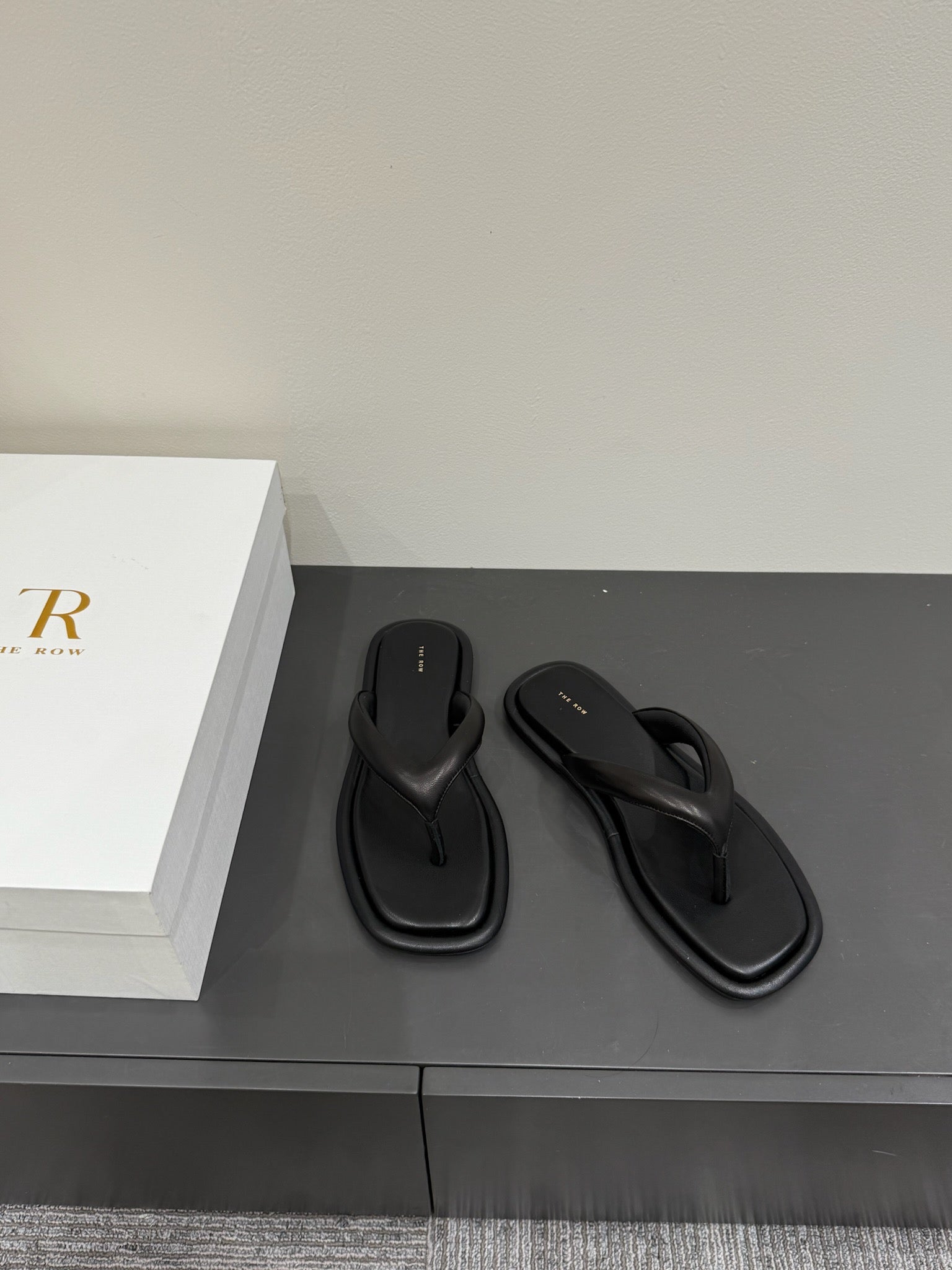 The Row Thong Sandal Black Sheepskin 337477