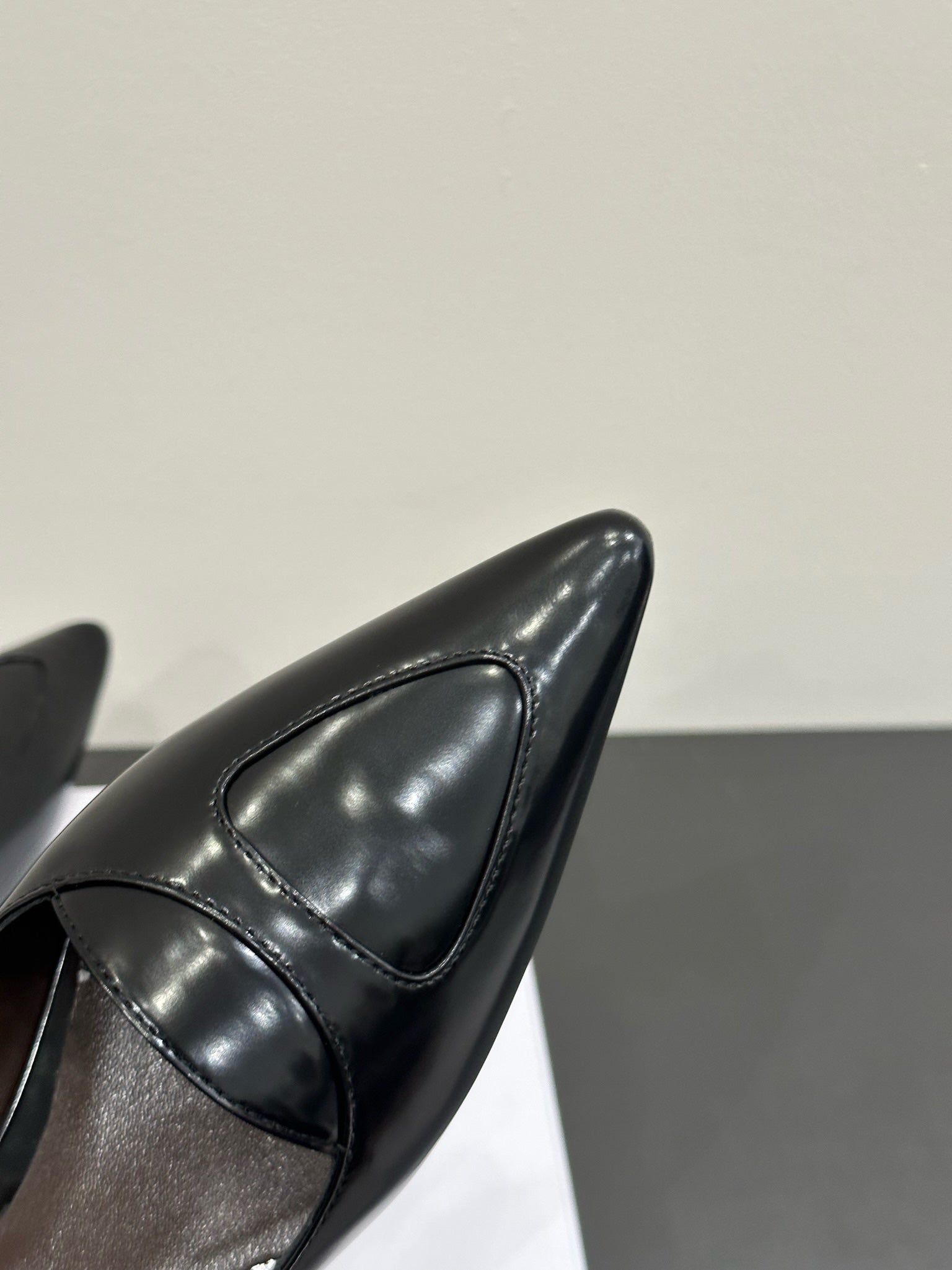 The Row Viv Kitten Pumps 35mm Black Leather 337490