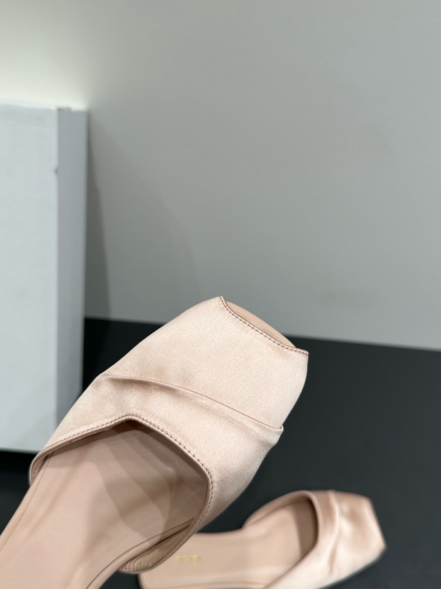 The Row Mule Sandal Beige Satin And Sheepskin Lining 337507