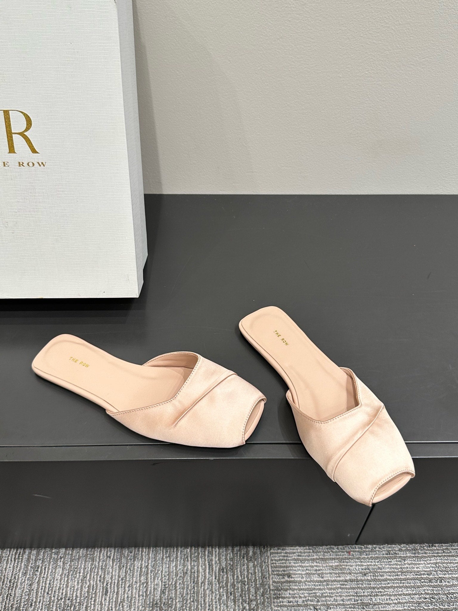 The Row Mule Sandal Beige Satin And Sheepskin Lining 337507