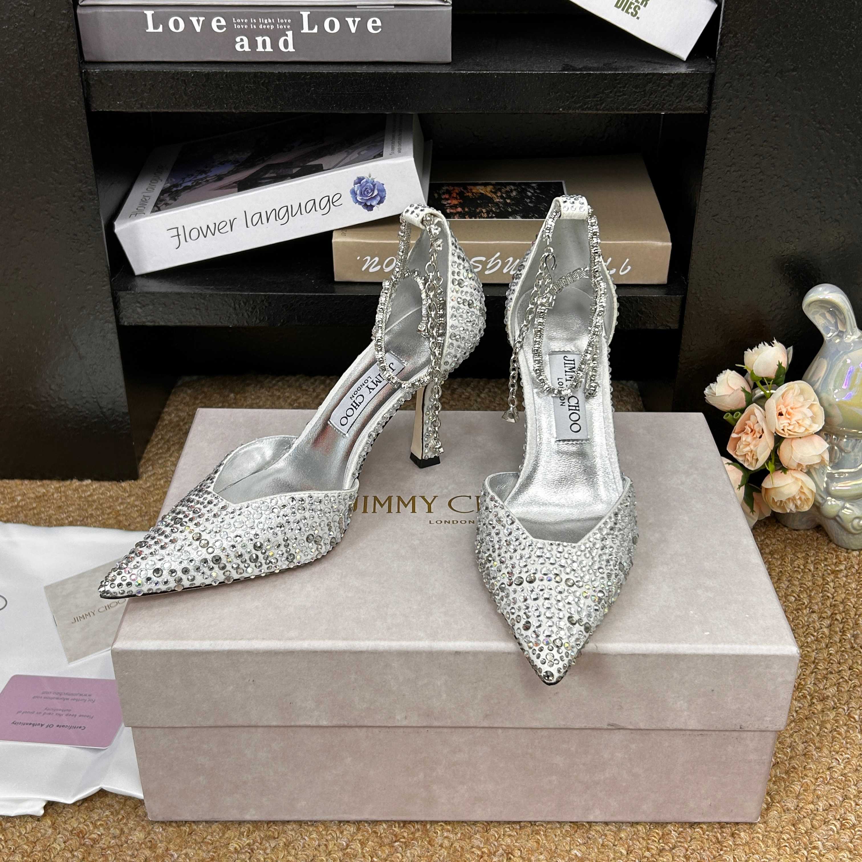 Jimmy 26 Stevie Pump 9cm Sliver Crystal Leather 681907