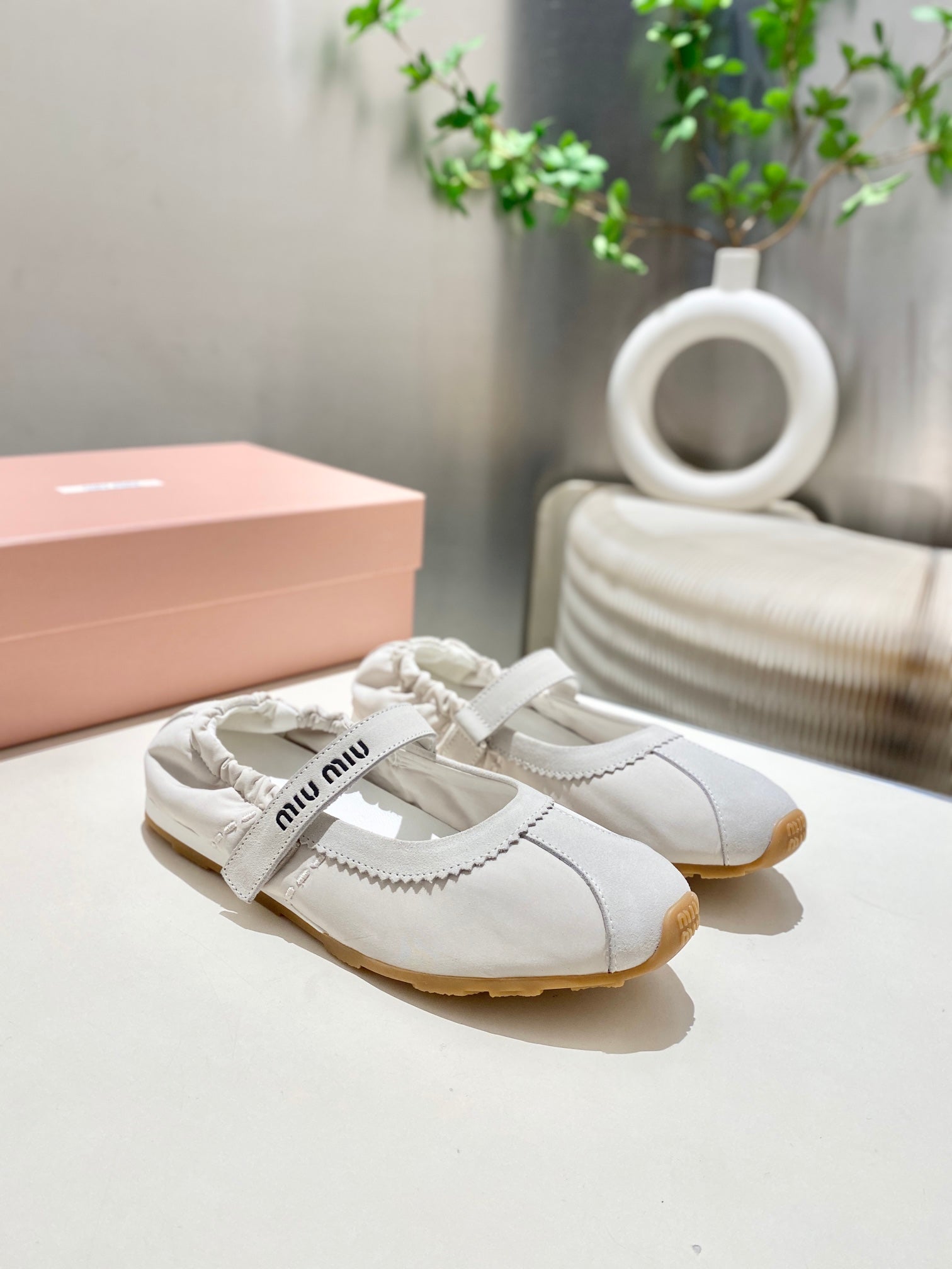 Miu 26s Ruches Nappa Ballerinas In Cream White Suede And Fabric