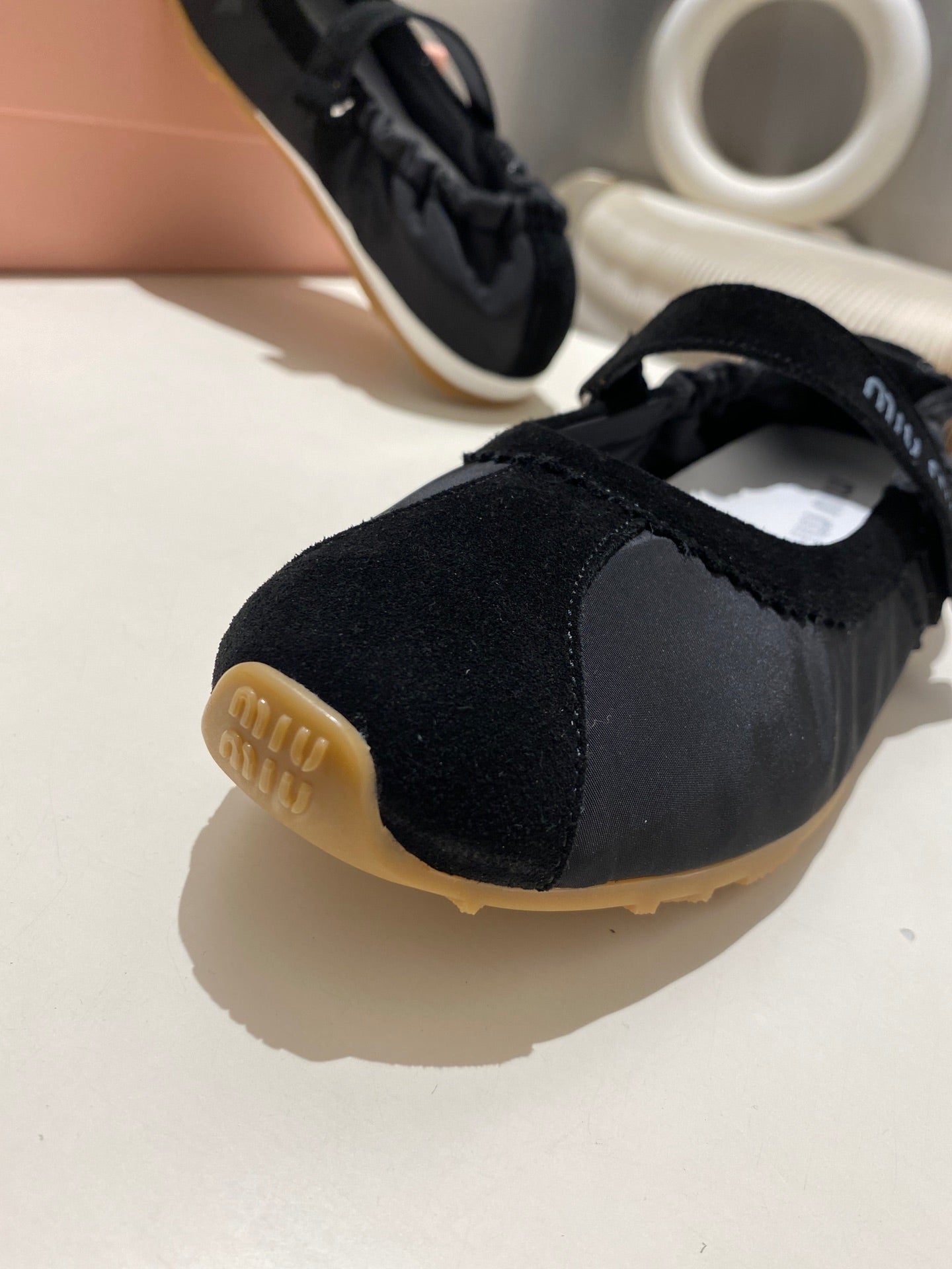 Miu 26s Ruches Nappa Ballerinas In Black Suede And Fabric