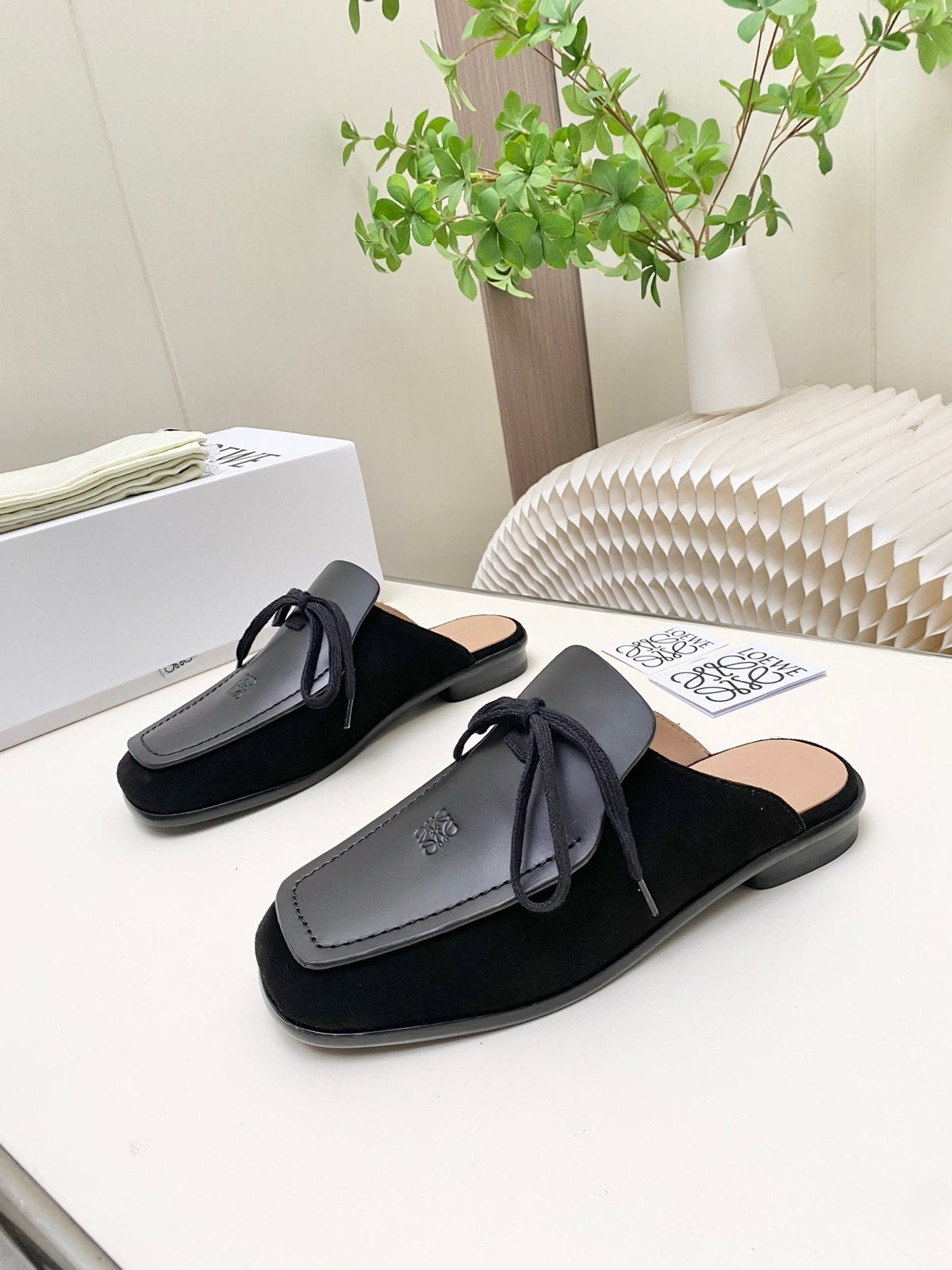 Loewe 26s Flat Mules In Brown Calfskin And Suede