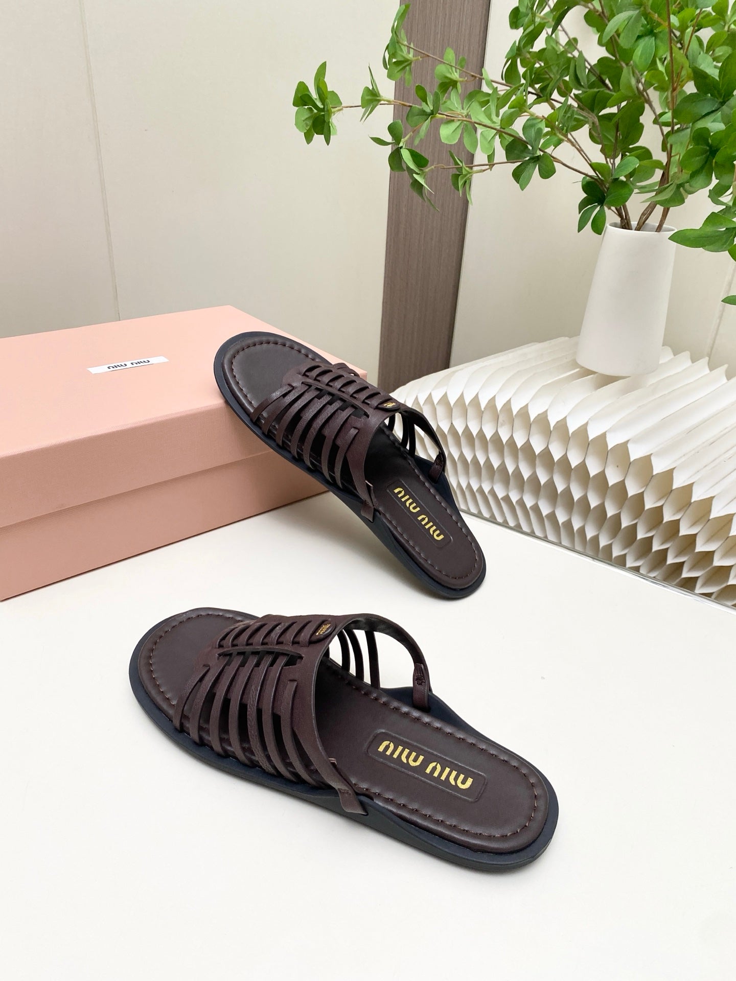 Miu 26s Open-Back Sandal Coffee Leather 881414